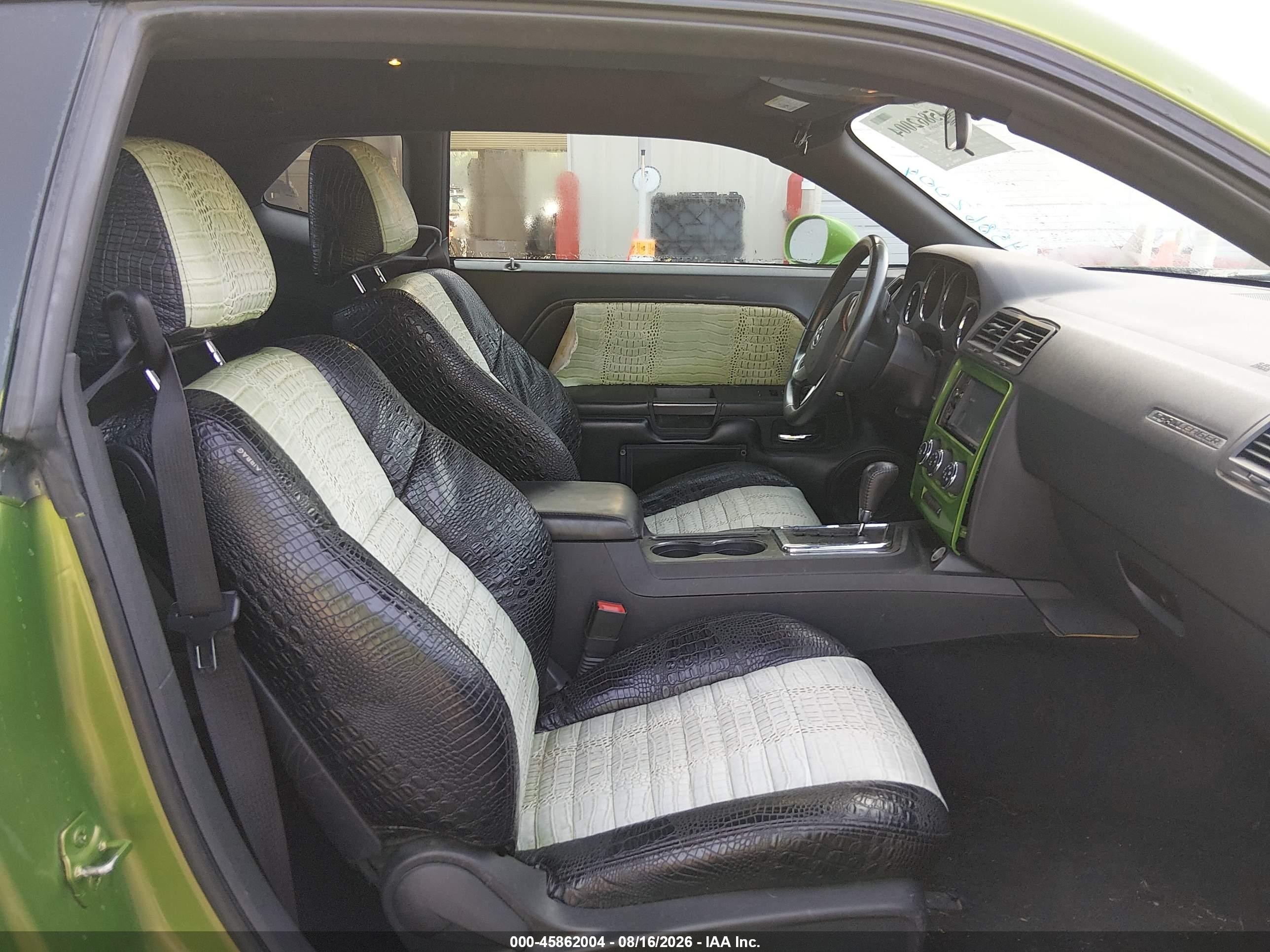 2014 Dodge Challenger Sxt Зеленый vin: 2C3CDYAG3EH214581