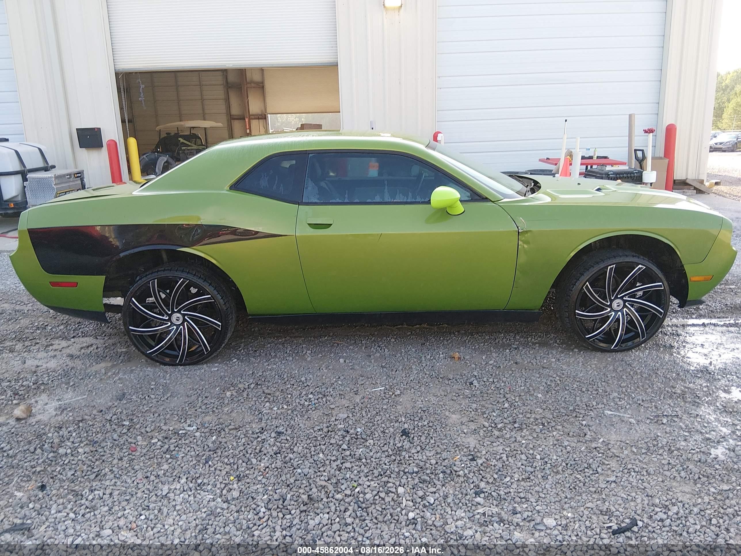 2014 Dodge Challenger Sxt Зеленый vin: 2C3CDYAG3EH214581