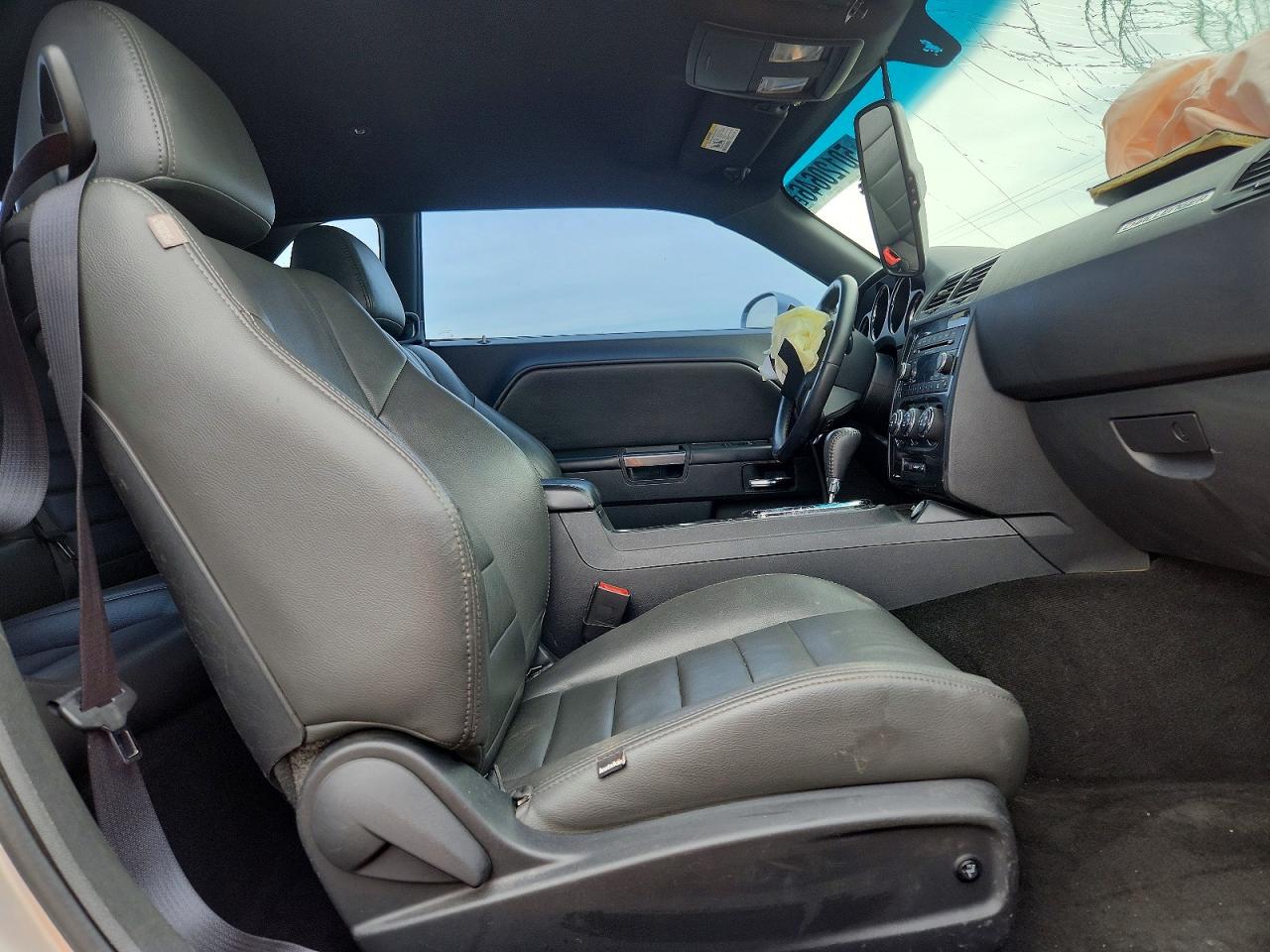 2013 Dodge Challenger Sxt Silver vin: 2C3CDYAG4DH642125