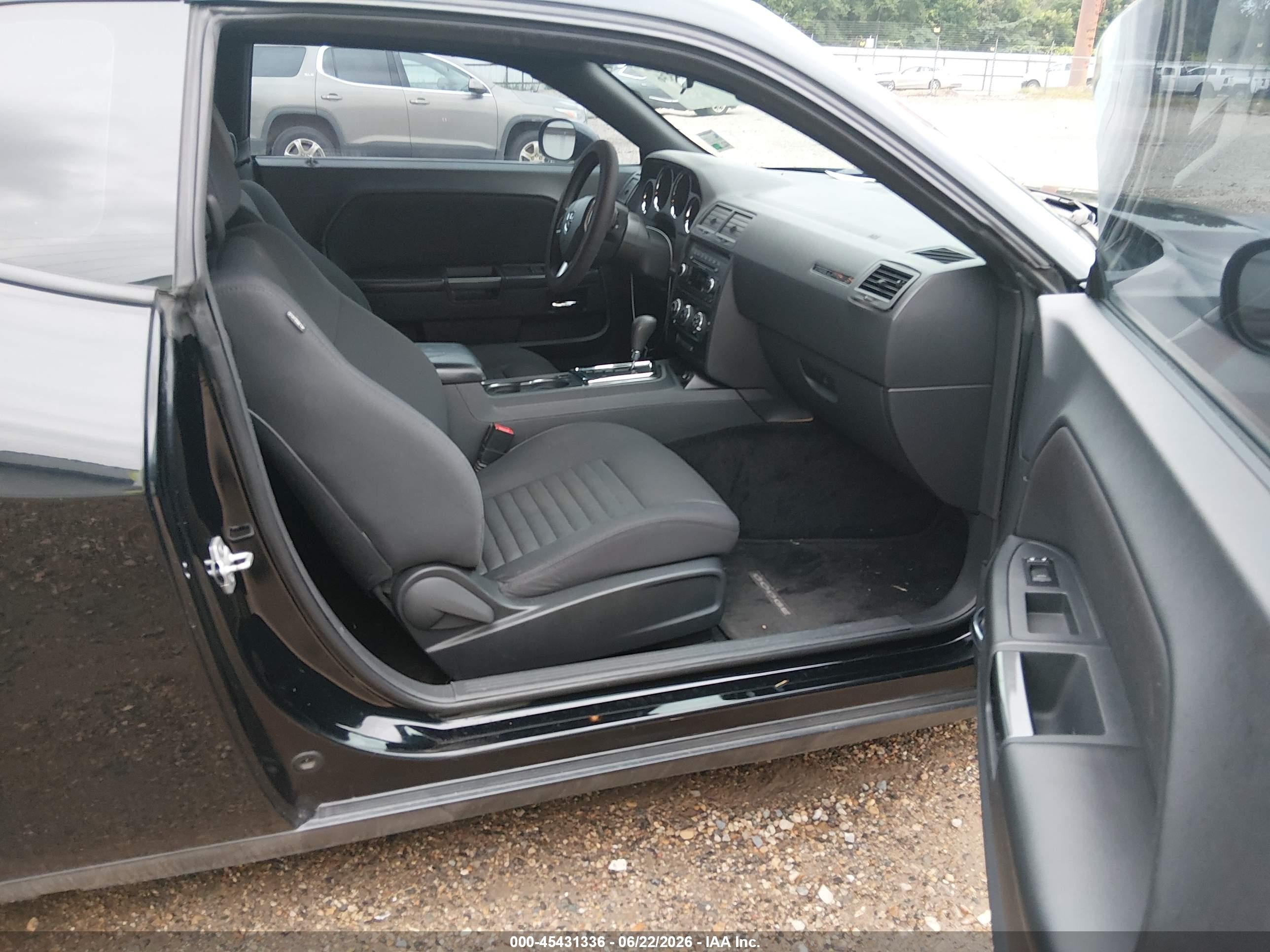 2013 Dodge Challenger Sxt Black vin: 2C3CDYAG4DH688070