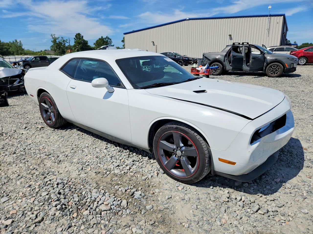 2013 Dodge Challenger Sxt White vin: 2C3CDYAG4DH695178