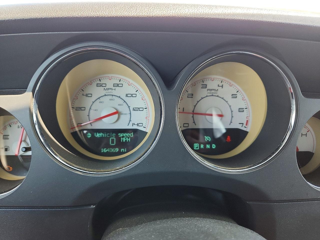 2013 Dodge Challenger Sxt White vin: 2C3CDYAG4DH695178