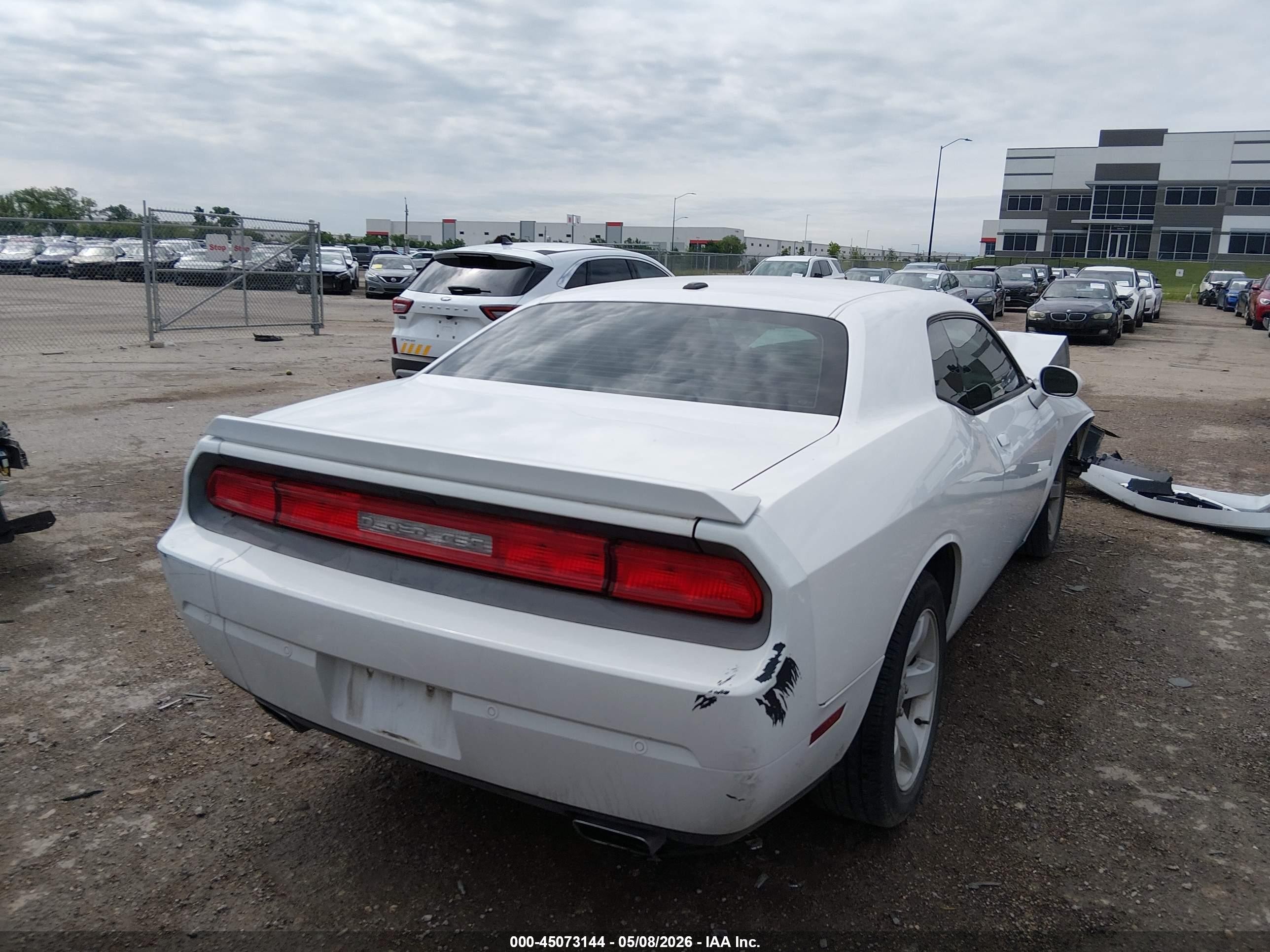 2013 Dodge Challenger Sxt Plus White vin: 2C3CDYAG4DH708611