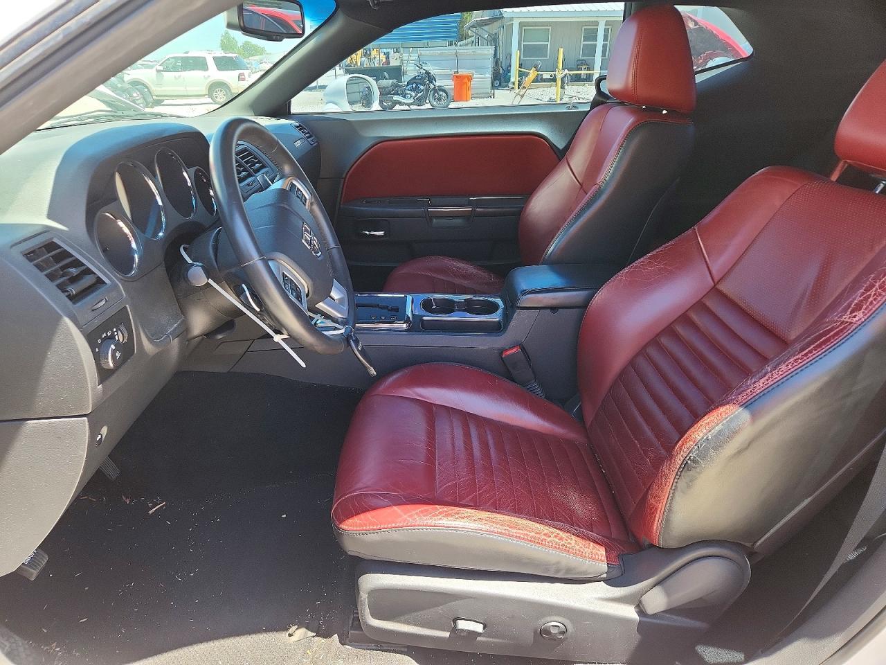 2014 Dodge Challenger Sxt White vin: 2C3CDYAG4EH177086