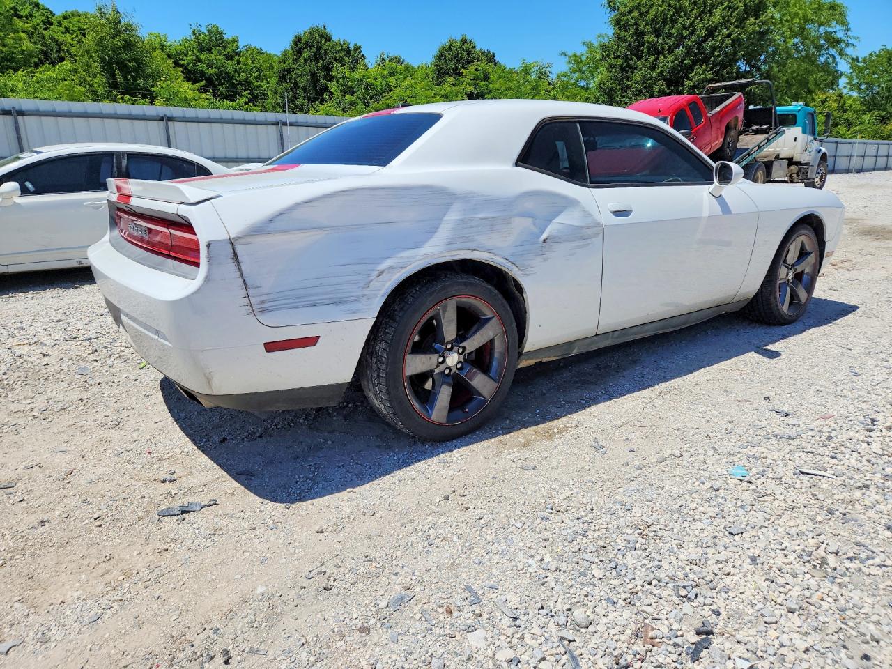 2014 Dodge Challenger Sxt White vin: 2C3CDYAG4EH177086