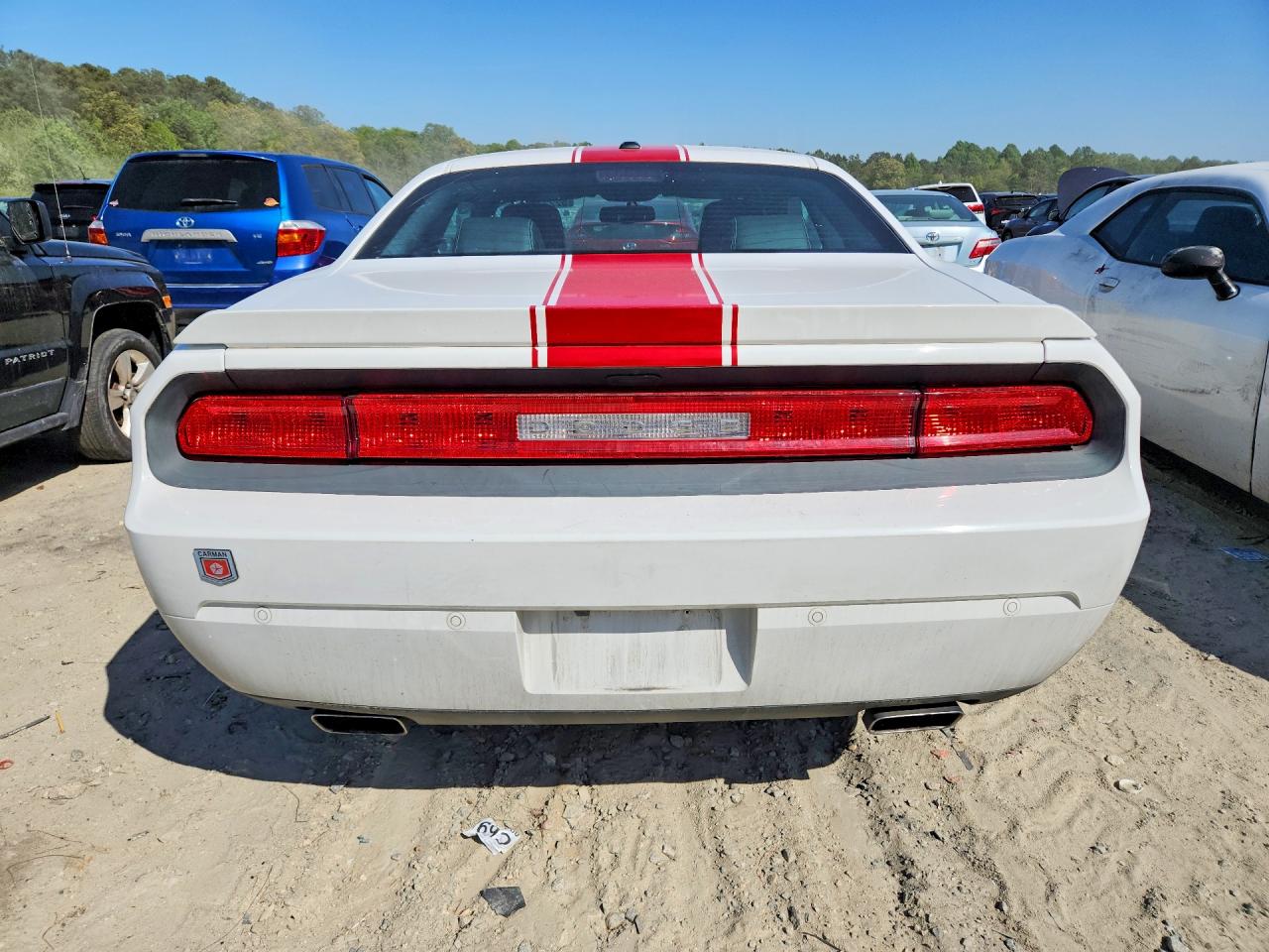2014 Dodge Challenger Sxt White vin: 2C3CDYAG4EH293470