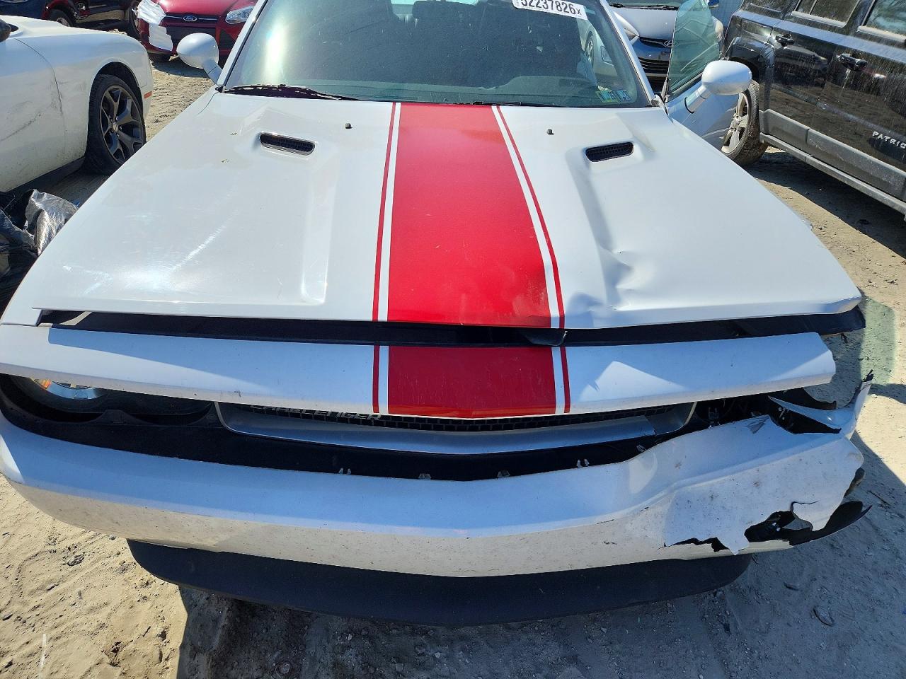 2014 Dodge Challenger Sxt White vin: 2C3CDYAG4EH293470