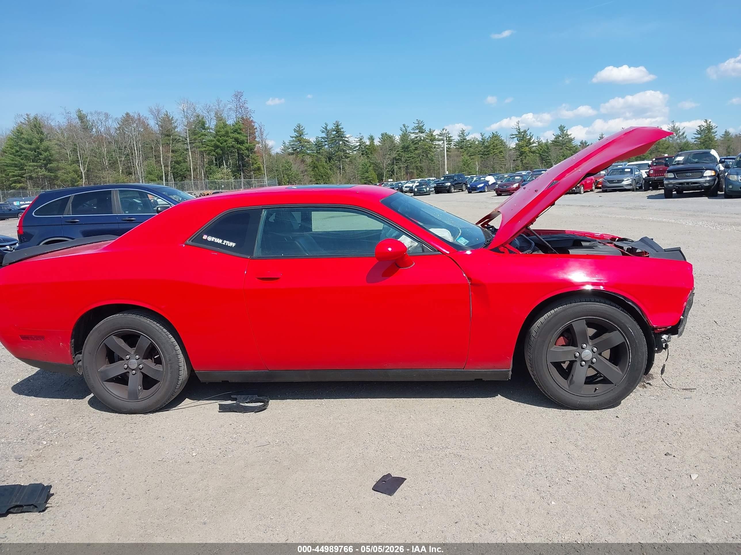 2014 Dodge Challenger Sxt Plus Красный vin: 2C3CDYAG4EH306640