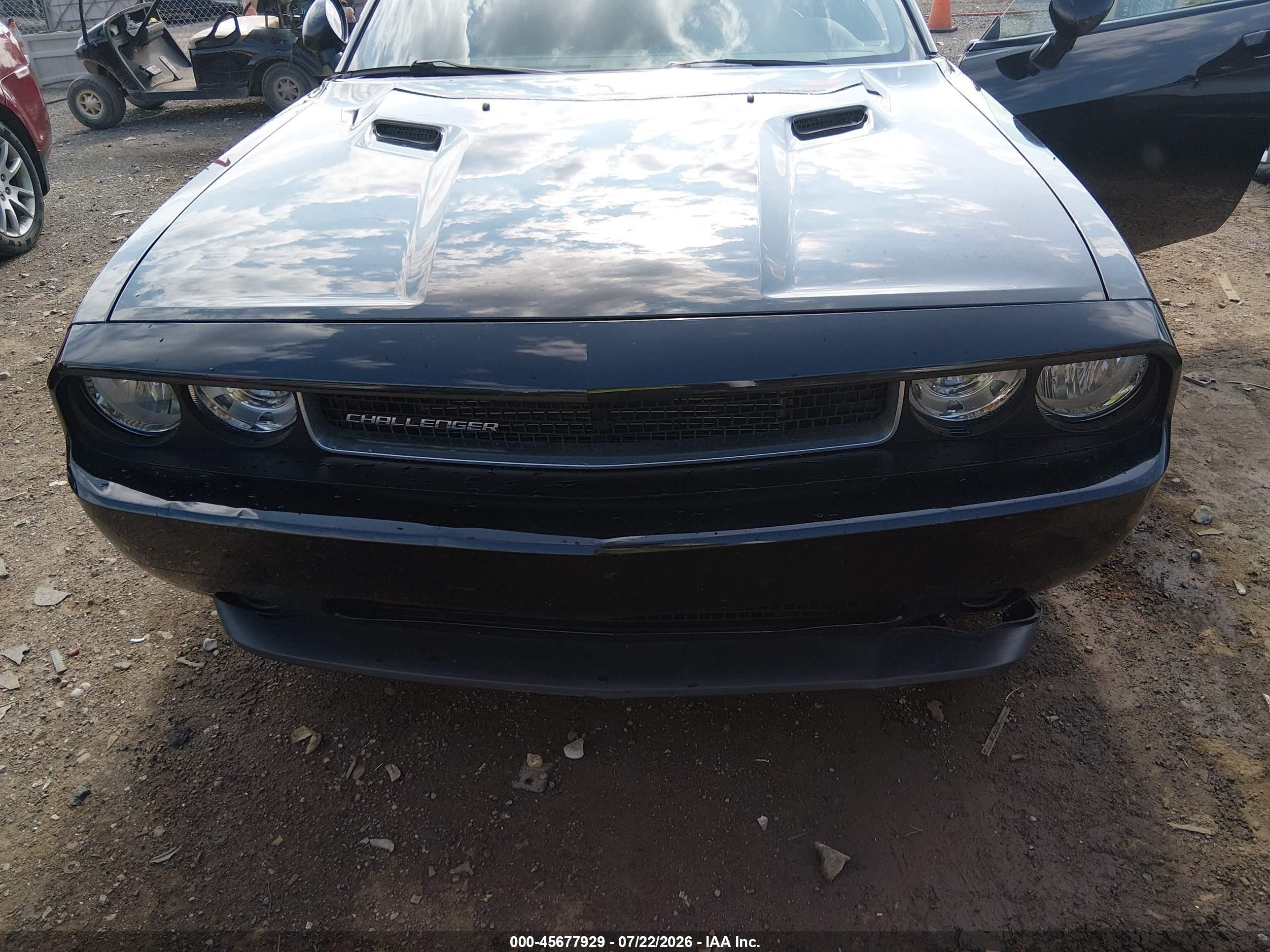 2013 Dodge Challenger Sxt Black vin: 2C3CDYAG5DH582226