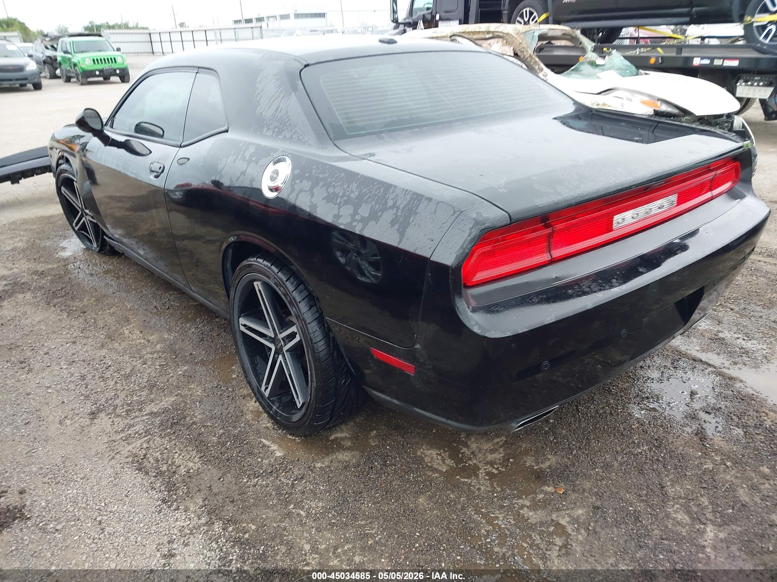 2013 Dodge Challenger Sxt Black vin: 2C3CDYAG5DH700372