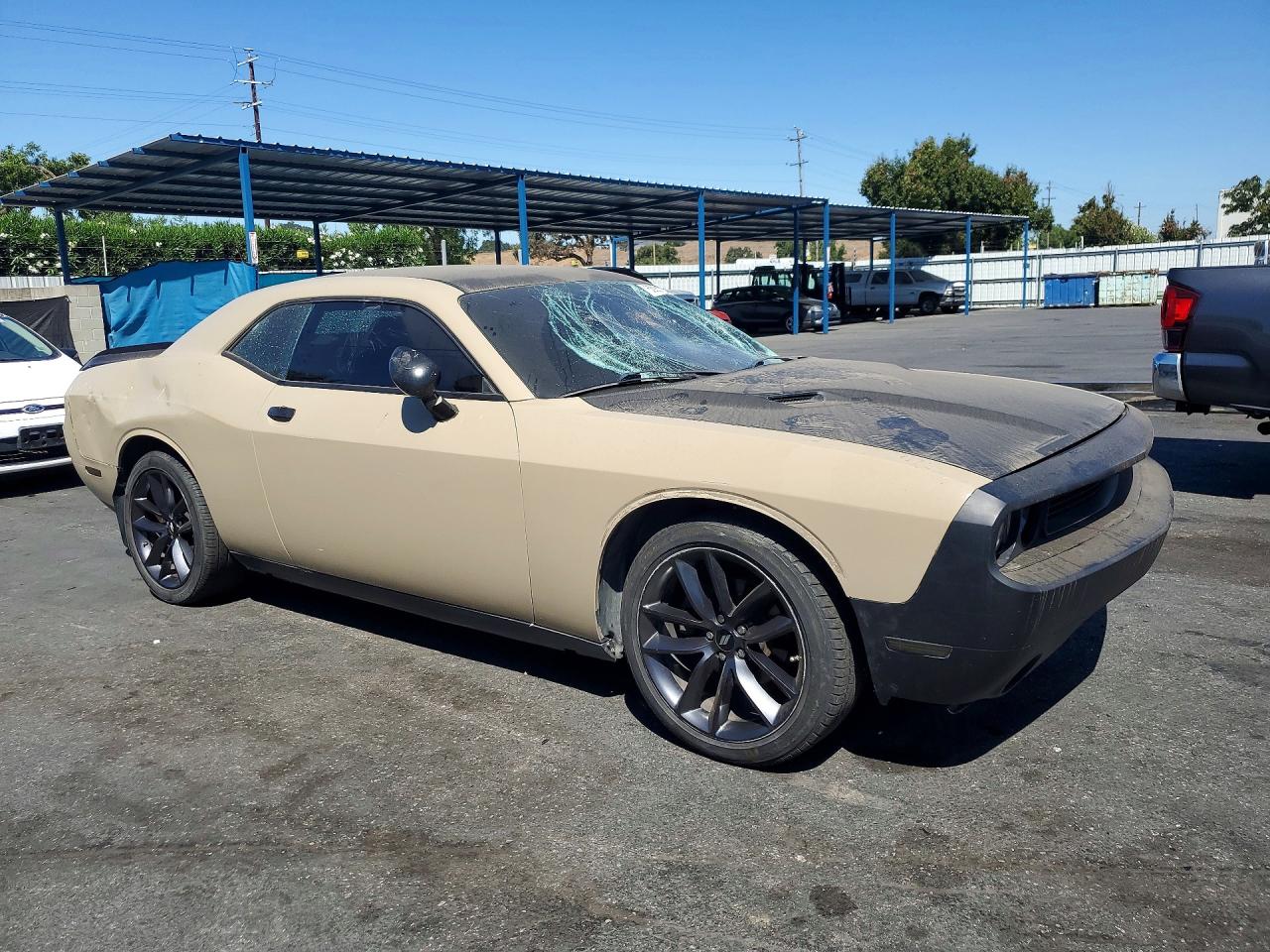 2013 Dodge Challenger Sxt Tan vin: 2C3CDYAG5DH705152