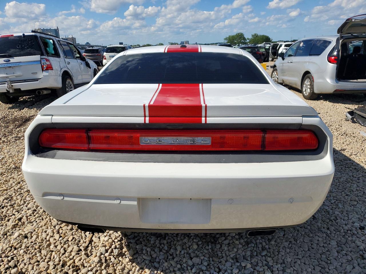 2014 Dodge Challenger Base White vin: 2C3CDYAG5EH112098