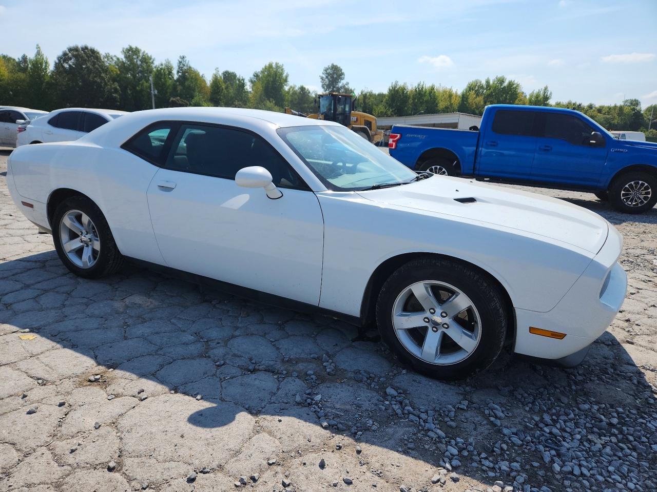 2014 Dodge Challenger Sxt White vin: 2C3CDYAG5EH267007