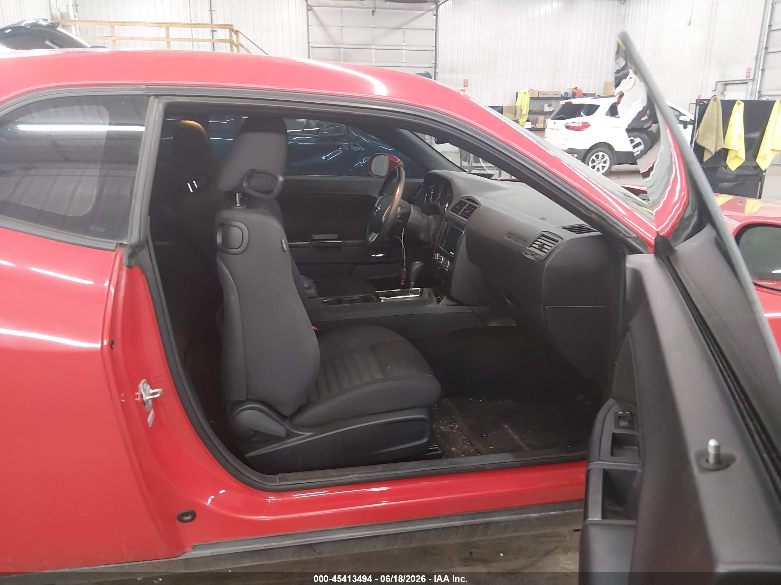 2014 Dodge Challenger Sxt Red vin: 2C3CDYAG5EH282235