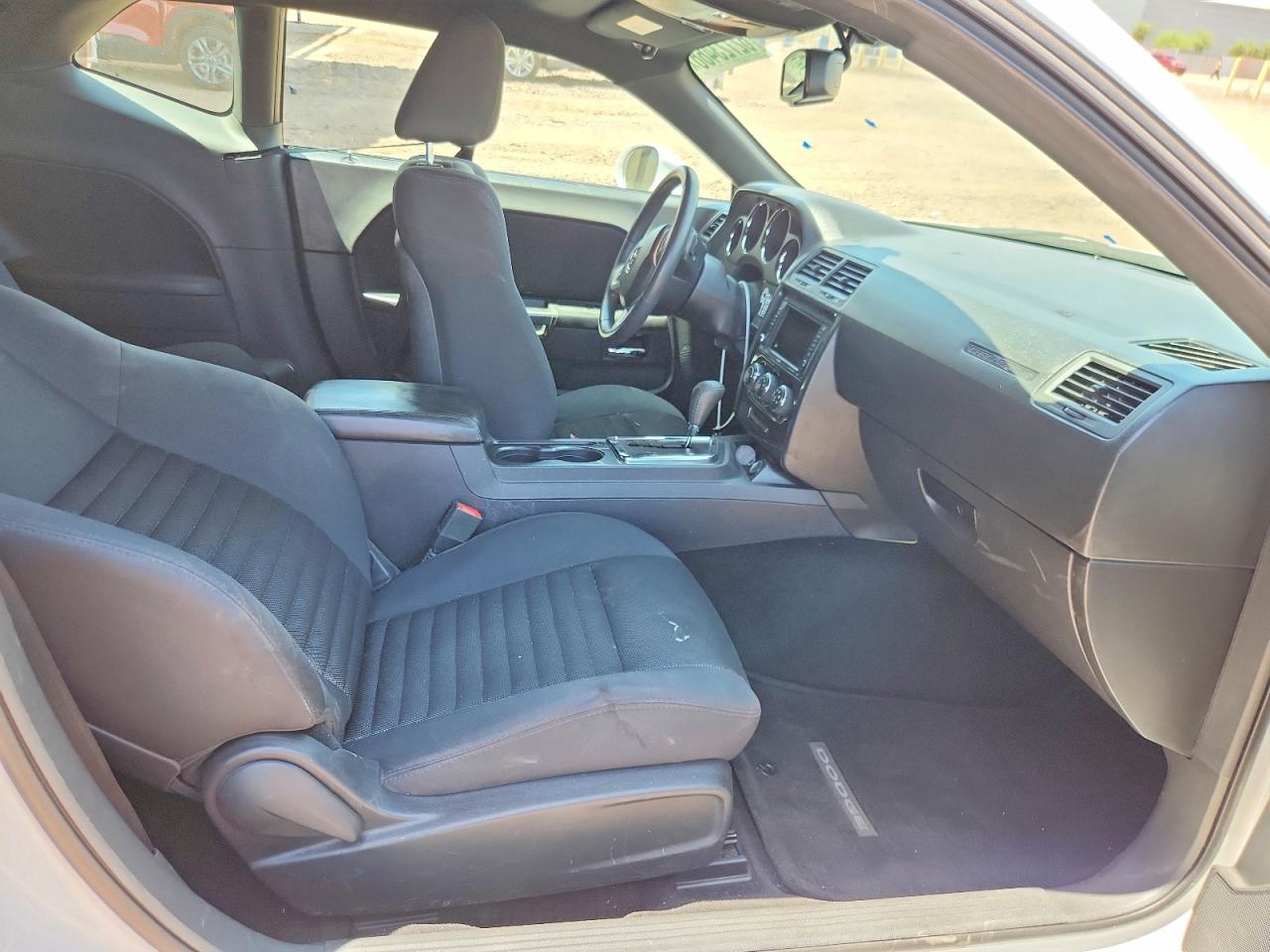 2014 Dodge Challenger Sxt White vin: 2C3CDYAG5EH285832