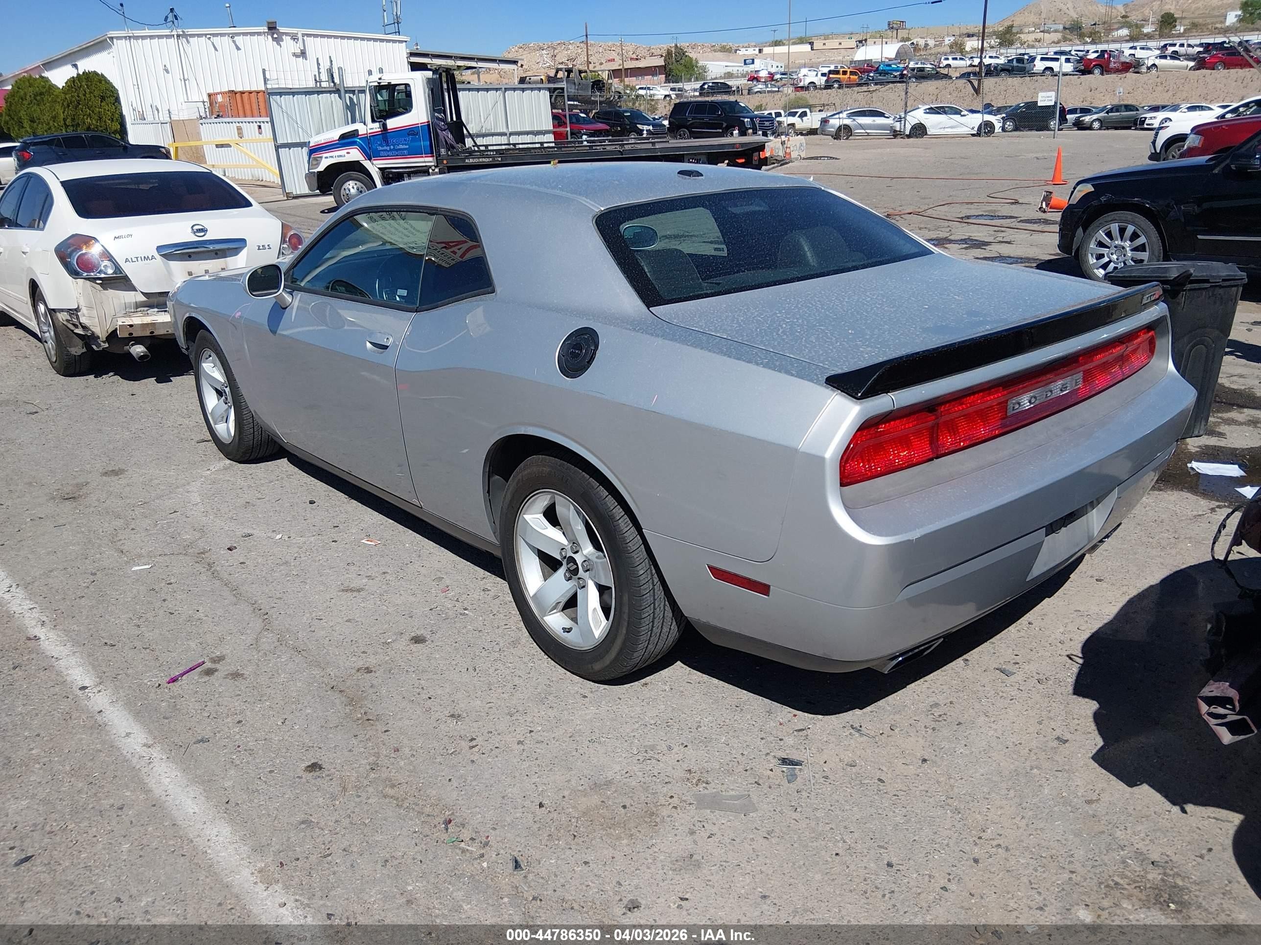 2012 Dodge Challenger Sxt Серебряный vin: 2C3CDYAG6CH257955