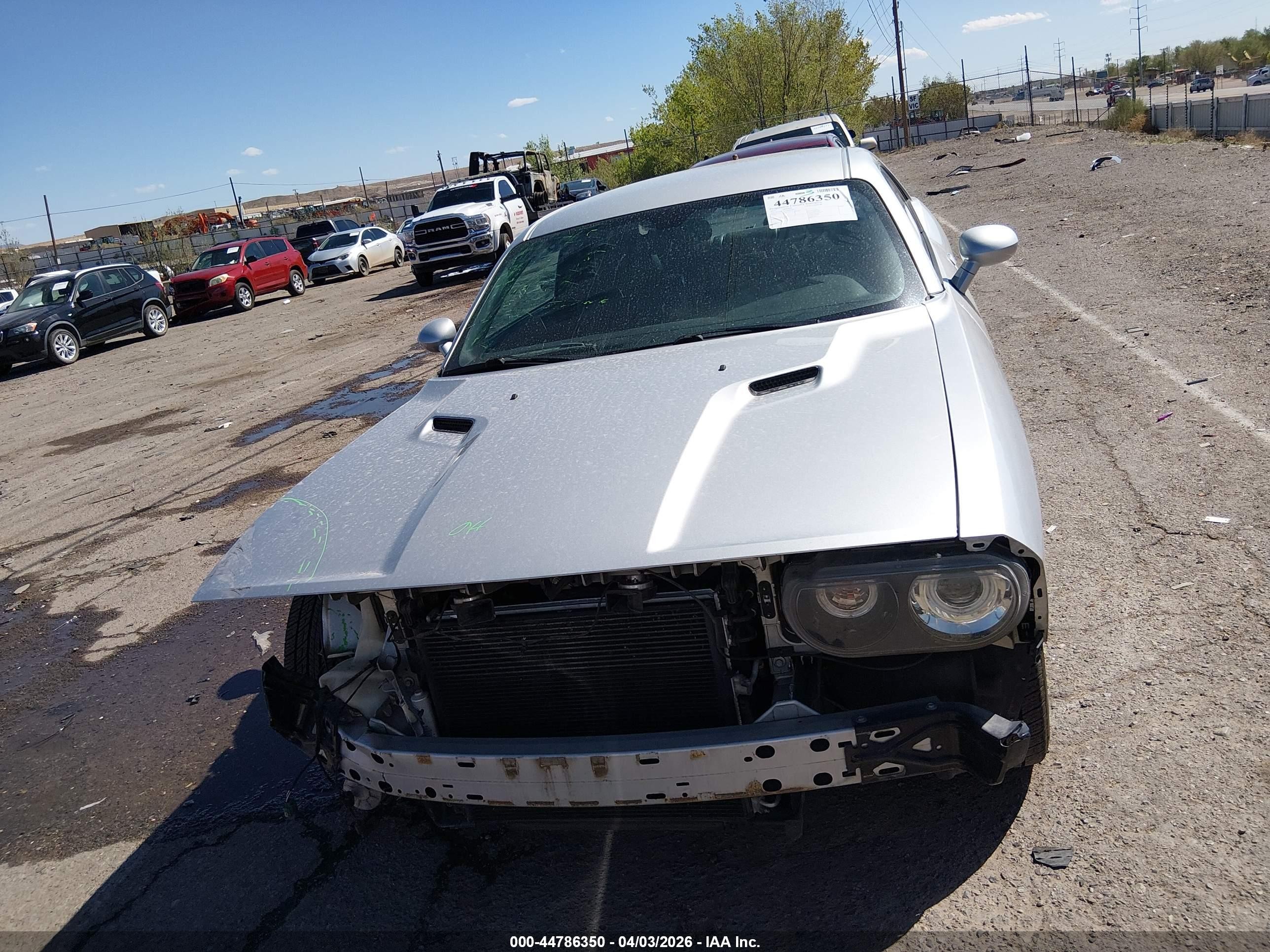2012 Dodge Challenger Sxt Серебряный vin: 2C3CDYAG6CH257955