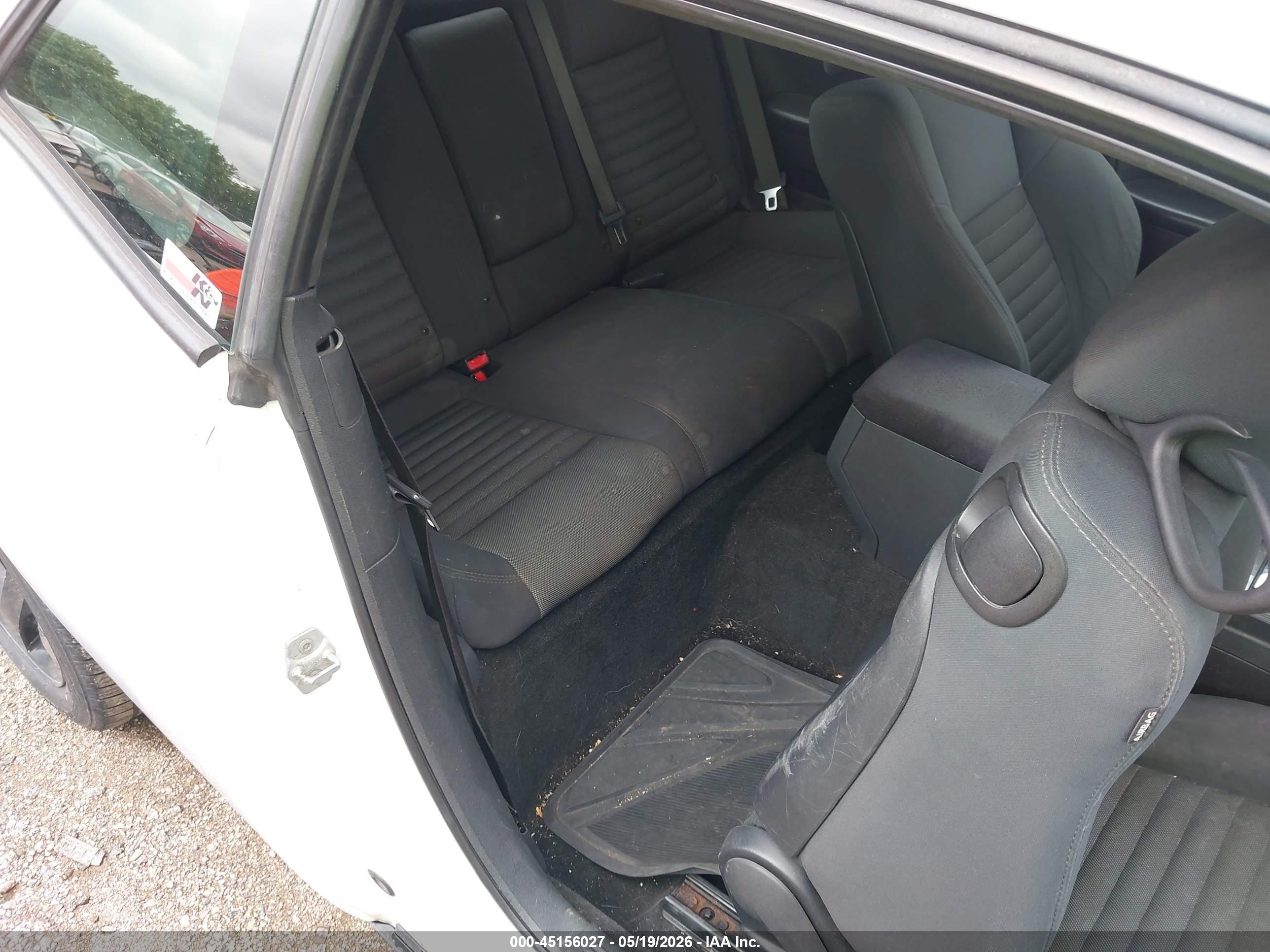 2013 Dodge Challenger Sxt White vin: 2C3CDYAG6DH627822