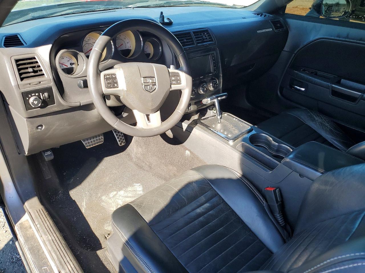 2013 Dodge Challenger Sxt Silver vin: 2C3CDYAG6DH642000