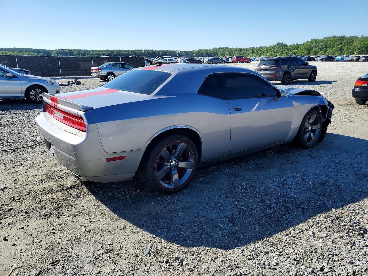 2013 Dodge Challenger Sxt Silver vin: 2C3CDYAG6DH642000