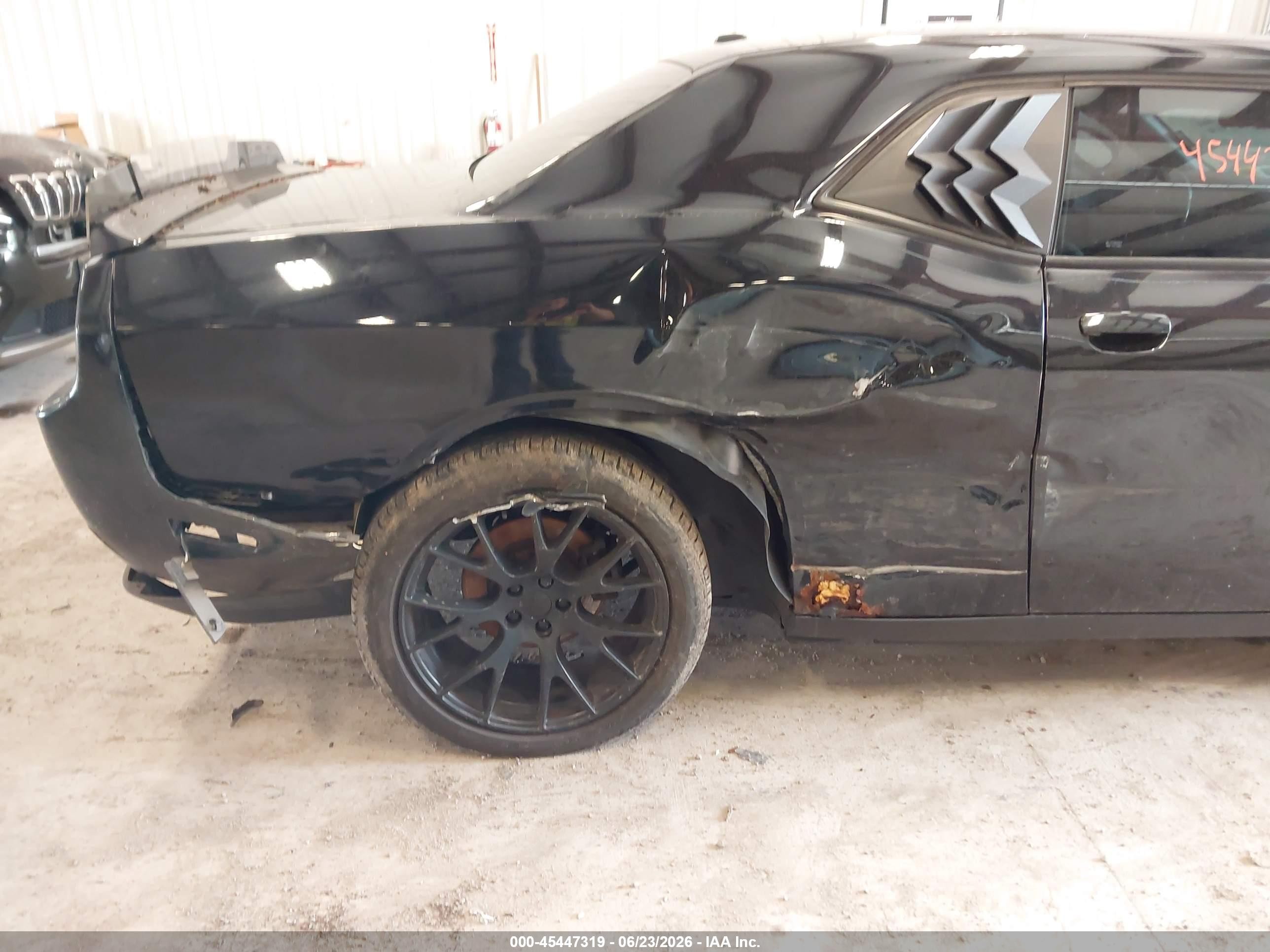 2013 Dodge Challenger Sxt Black vin: 2C3CDYAG6DH649495