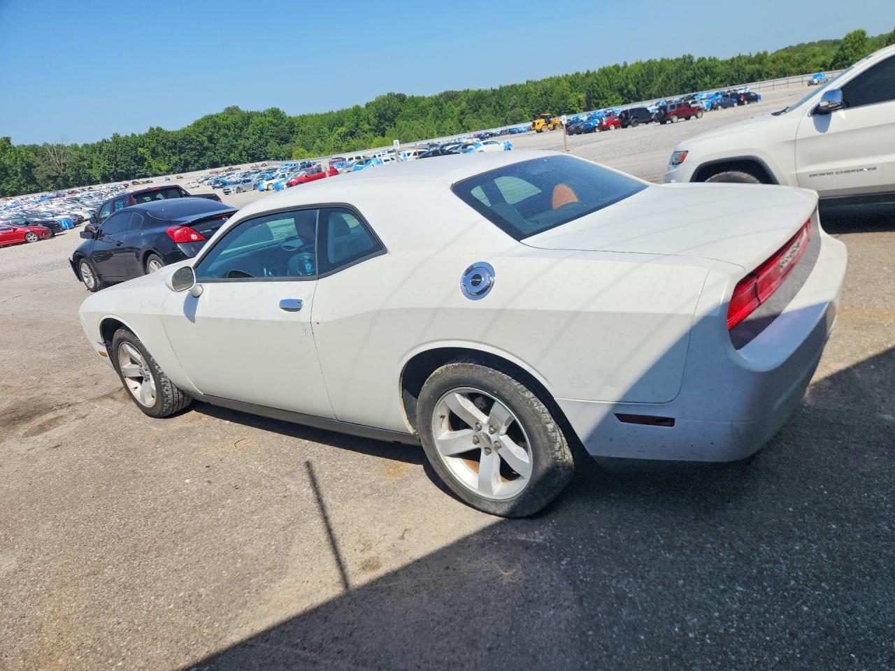2013 Dodge Challenger Sxt White vin: 2C3CDYAG6DH670086