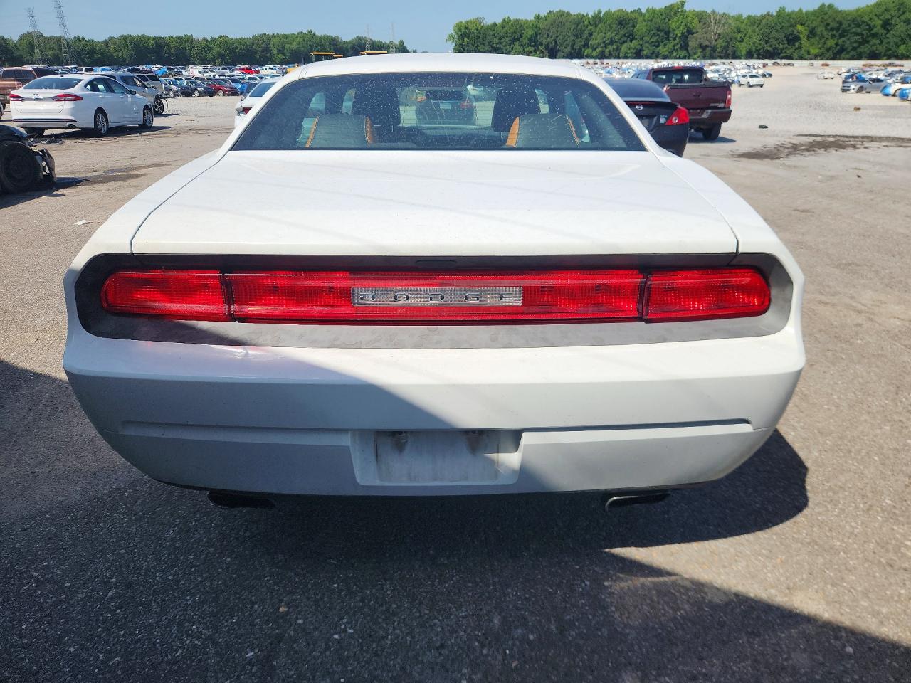 2013 Dodge Challenger Sxt White vin: 2C3CDYAG6DH670086