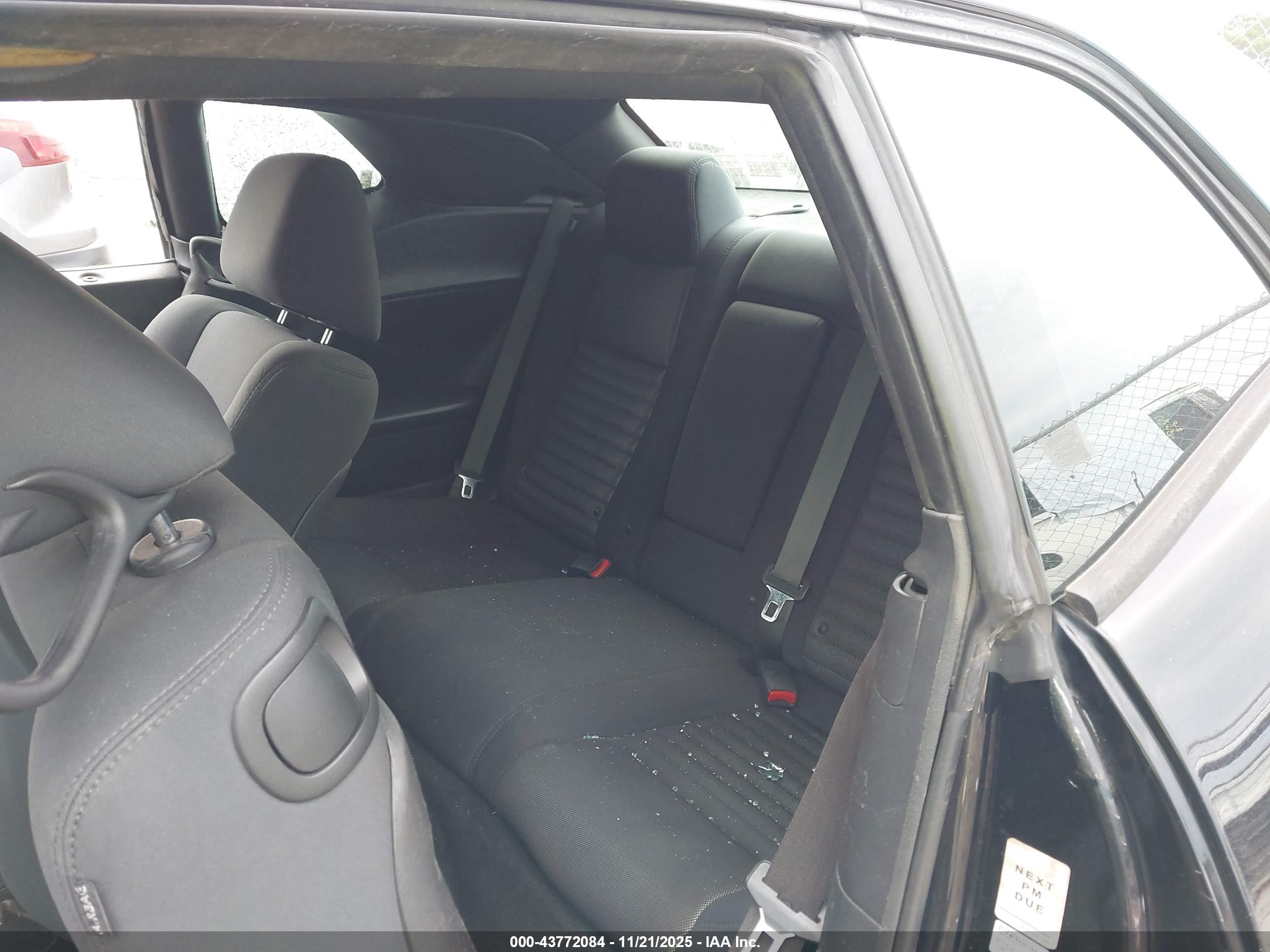 2013 Dodge Challenger Sxt Black vin: 2C3CDYAG6DH718749