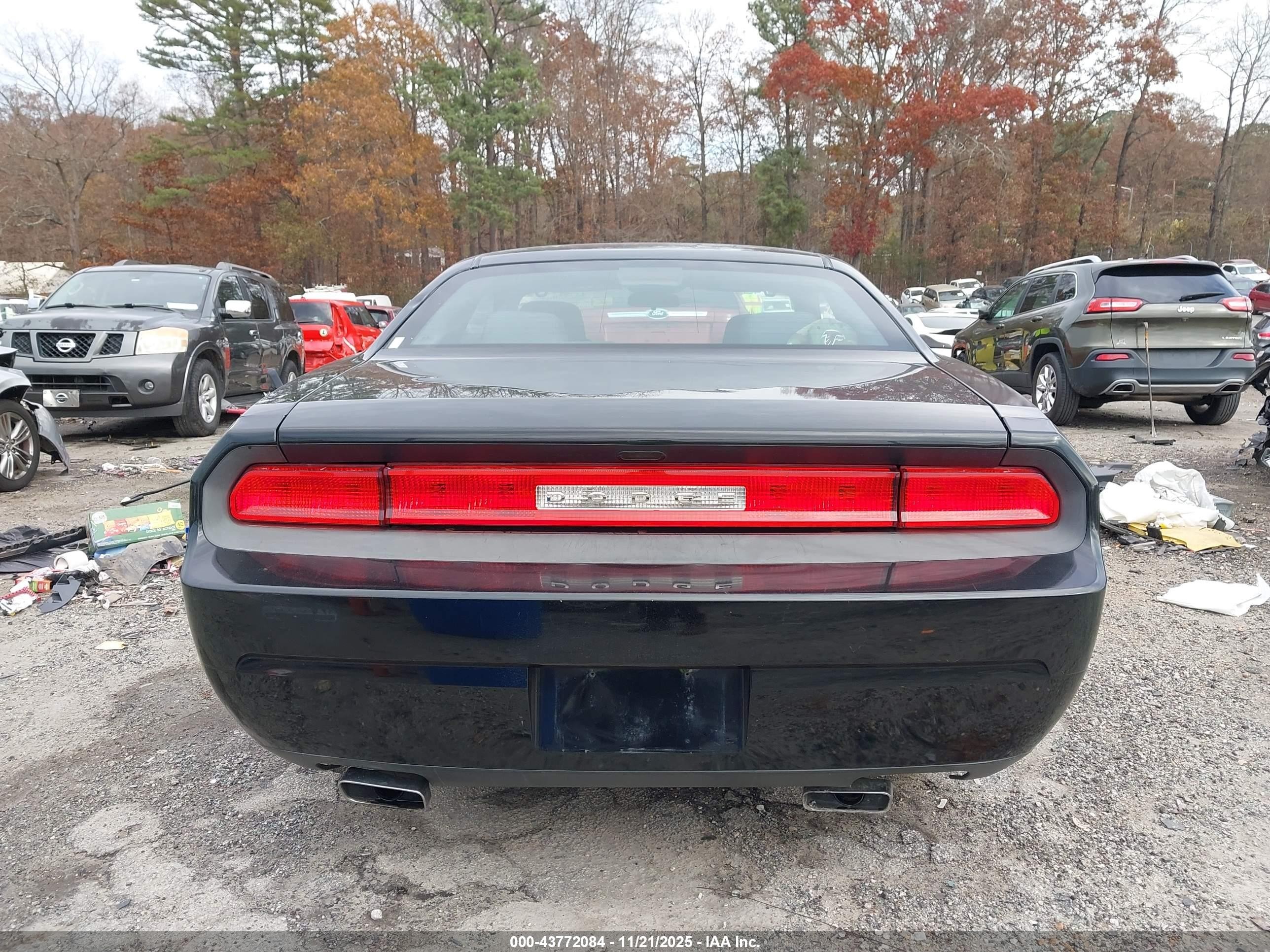 2013 Dodge Challenger Sxt Black vin: 2C3CDYAG6DH718749
