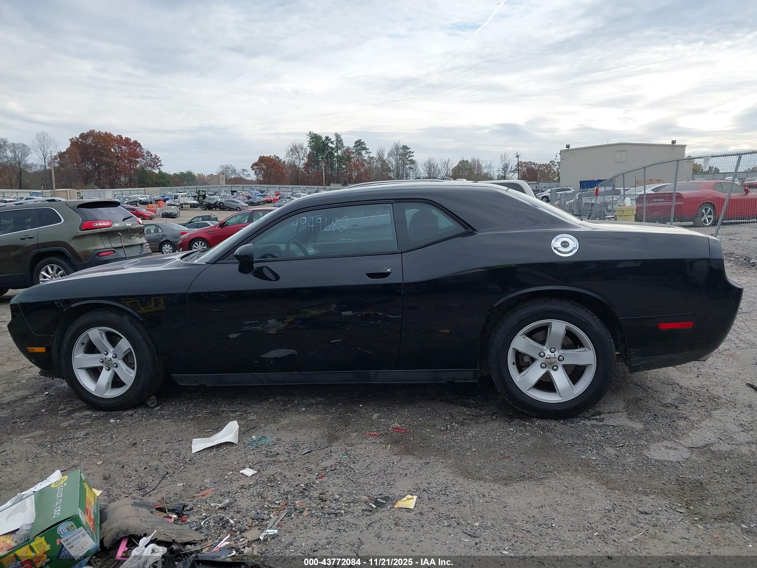 2013 Dodge Challenger Sxt Black vin: 2C3CDYAG6DH718749