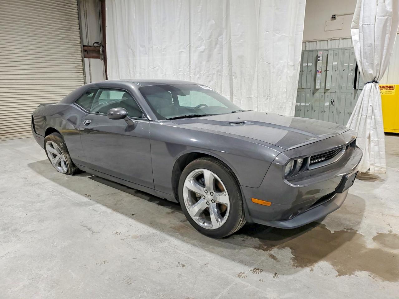 2014 Dodge Challenger Sxt Black vin: 2C3CDYAG6EH154117