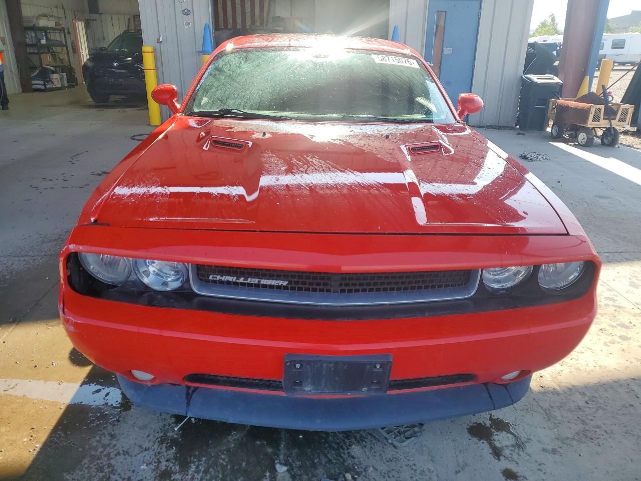 2014 Dodge Challenger Sxt Красный vin: 2C3CDYAG6EH304226