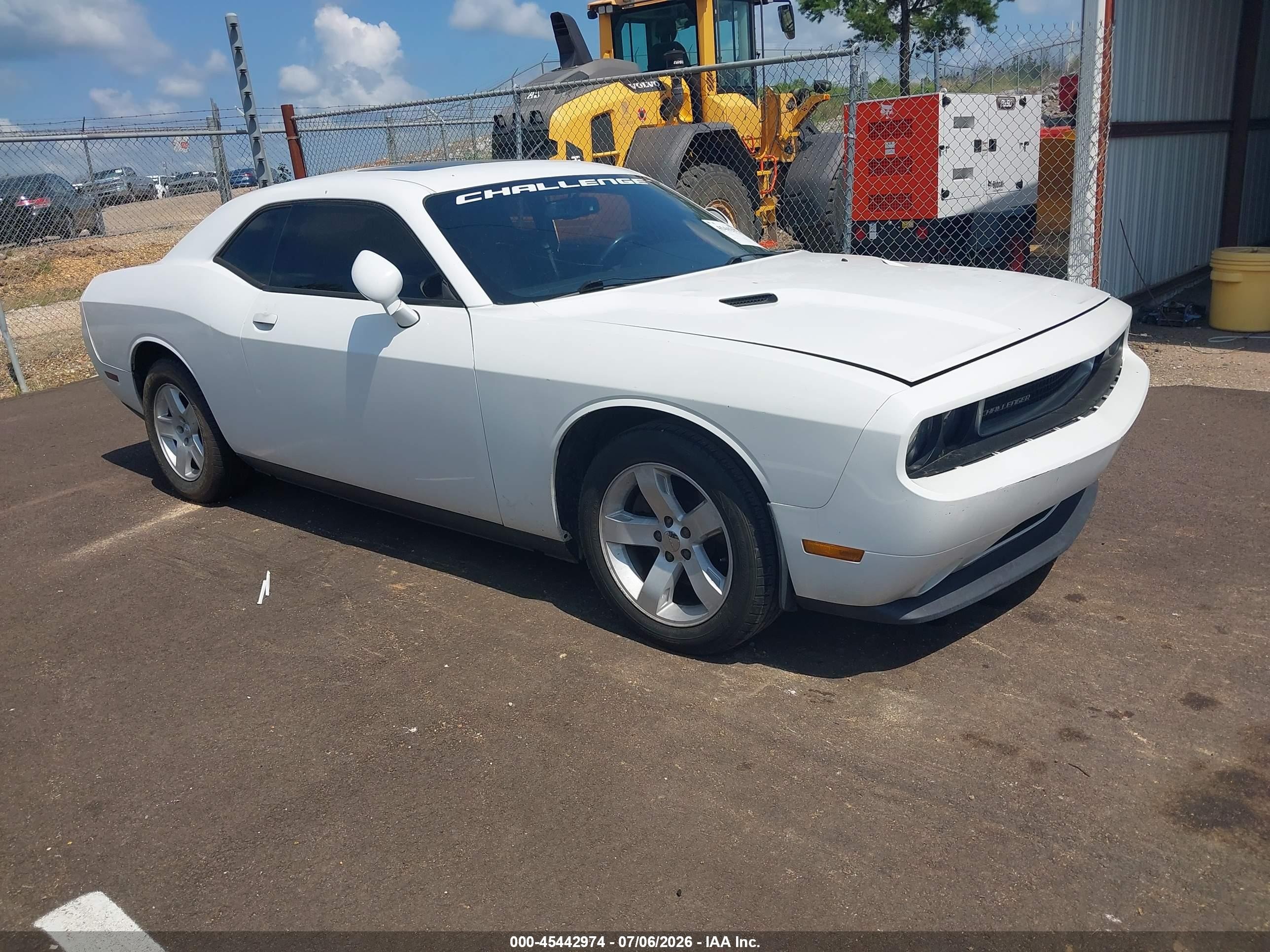 2012 Dodge Challenger Sxt White vin: 2C3CDYAG7CH154236