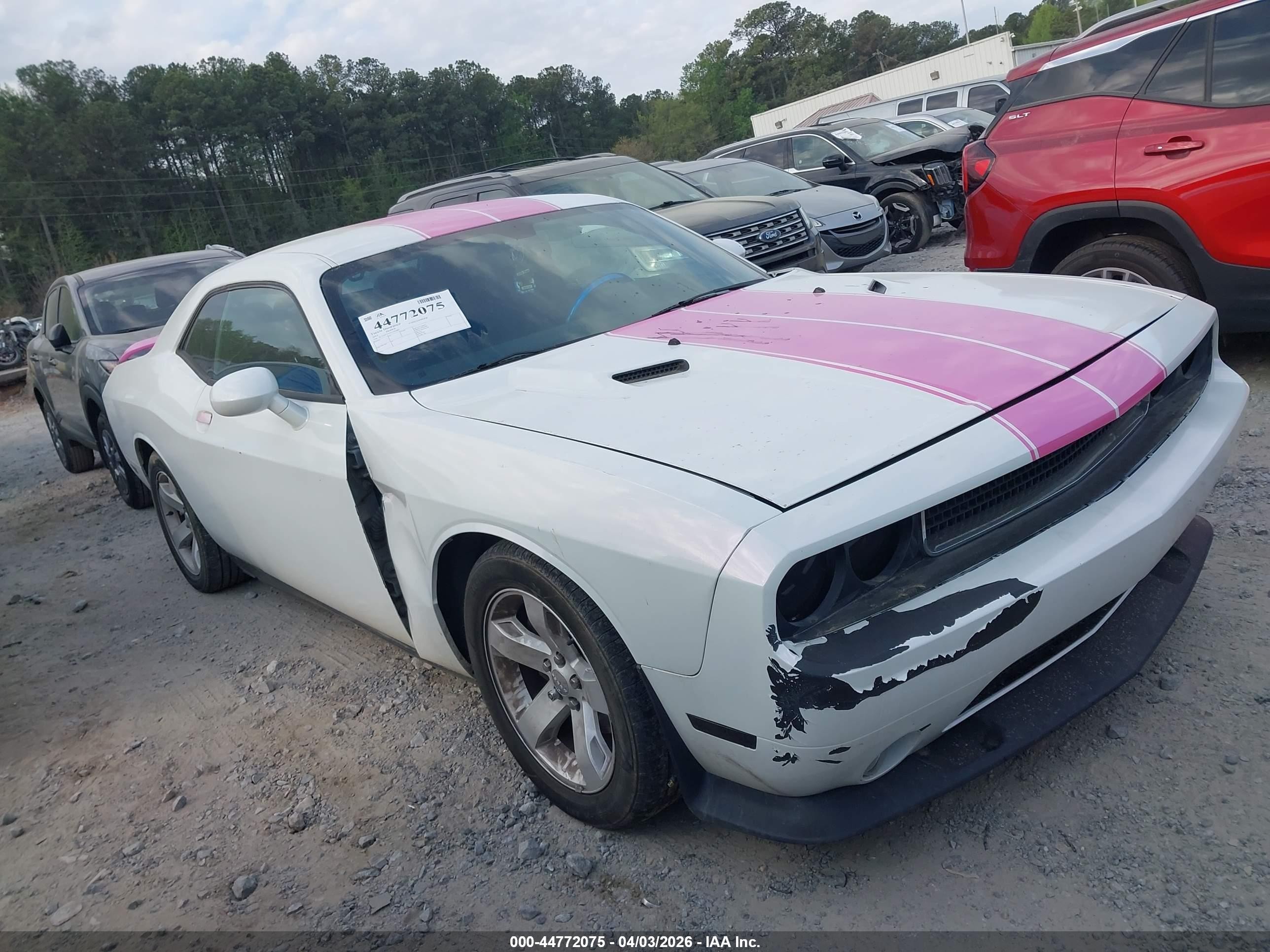 2012 Dodge Challenger Sxt Белый vin: 2C3CDYAG7CH292486