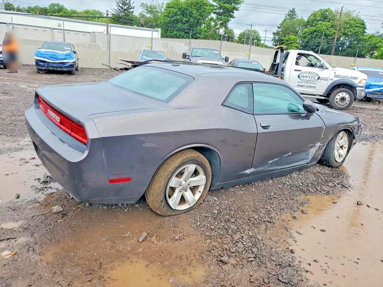 2013 Dodge Challenger Sxt Gray vin: 2C3CDYAG7DH566478