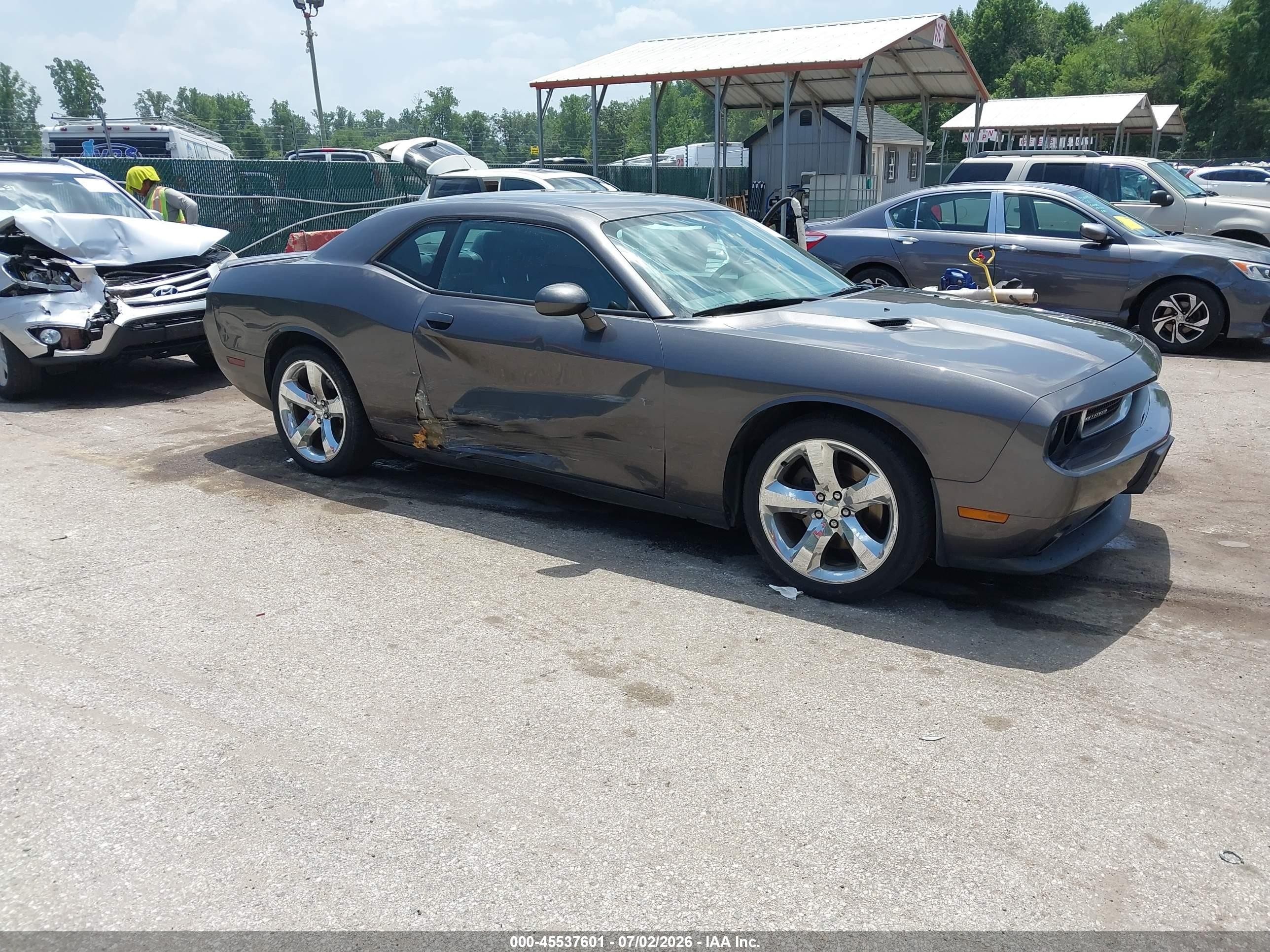 2013 Dodge Challenger Sxt Серый vin: 2C3CDYAG7DH610768