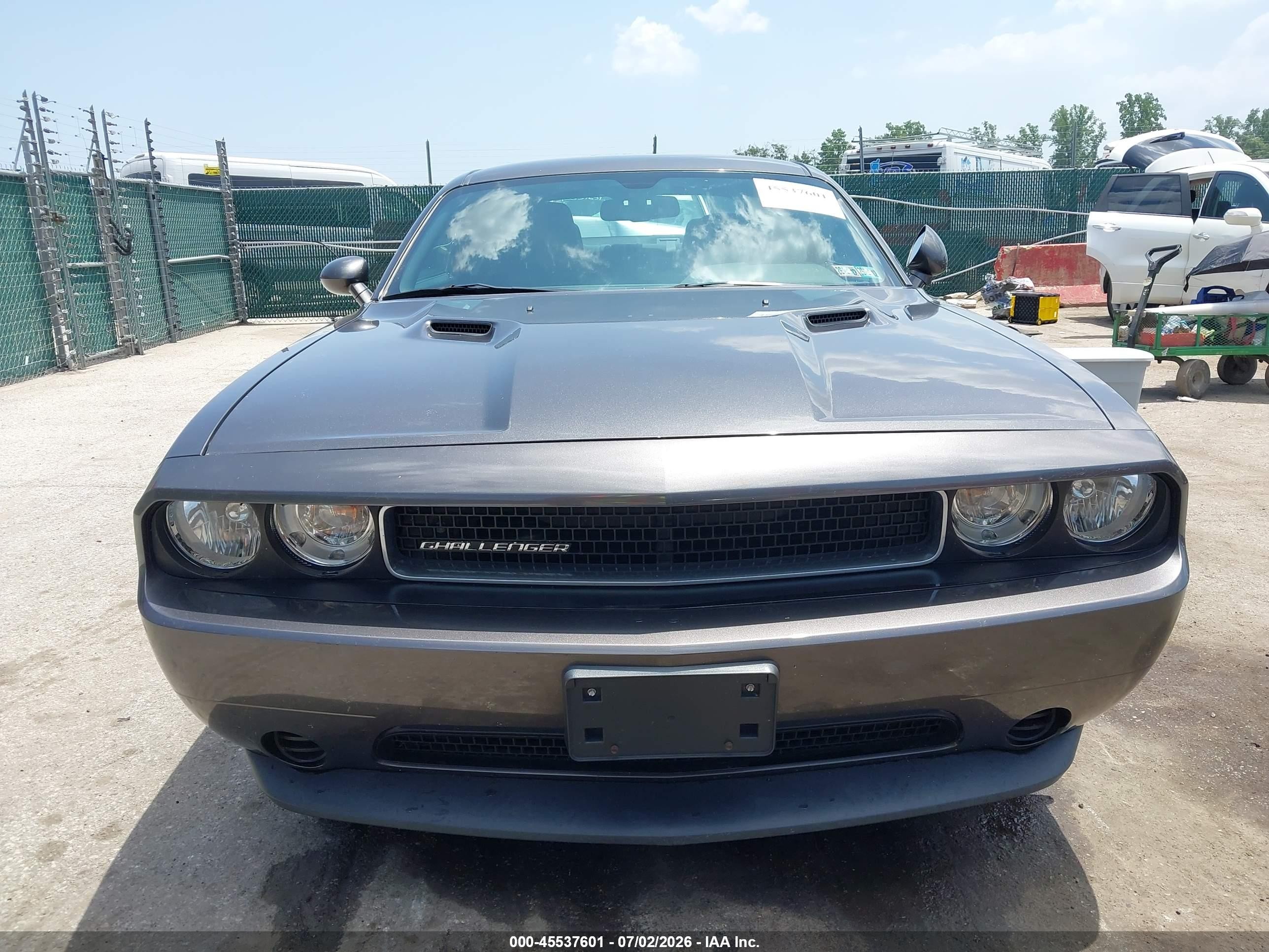 2013 Dodge Challenger Sxt Gray vin: 2C3CDYAG7DH610768