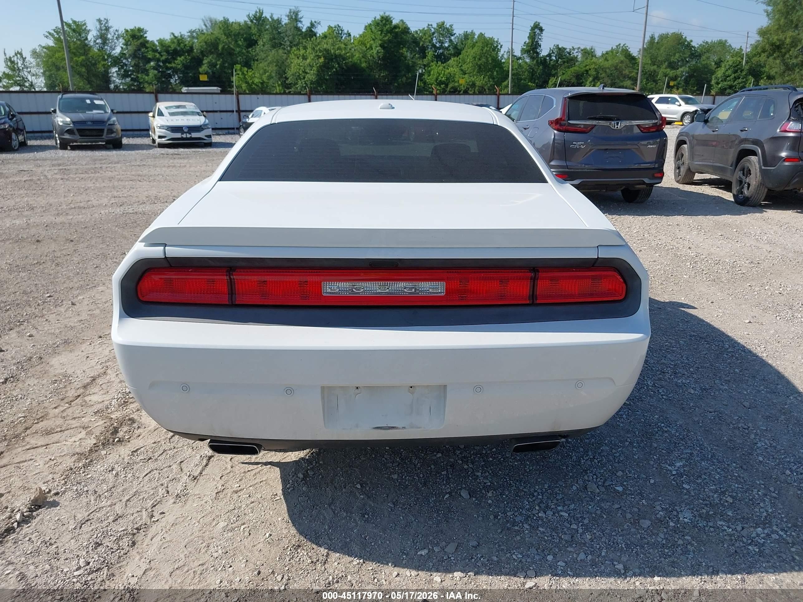 2014 Dodge Challenger Sxt White vin: 2C3CDYAG7EH177163