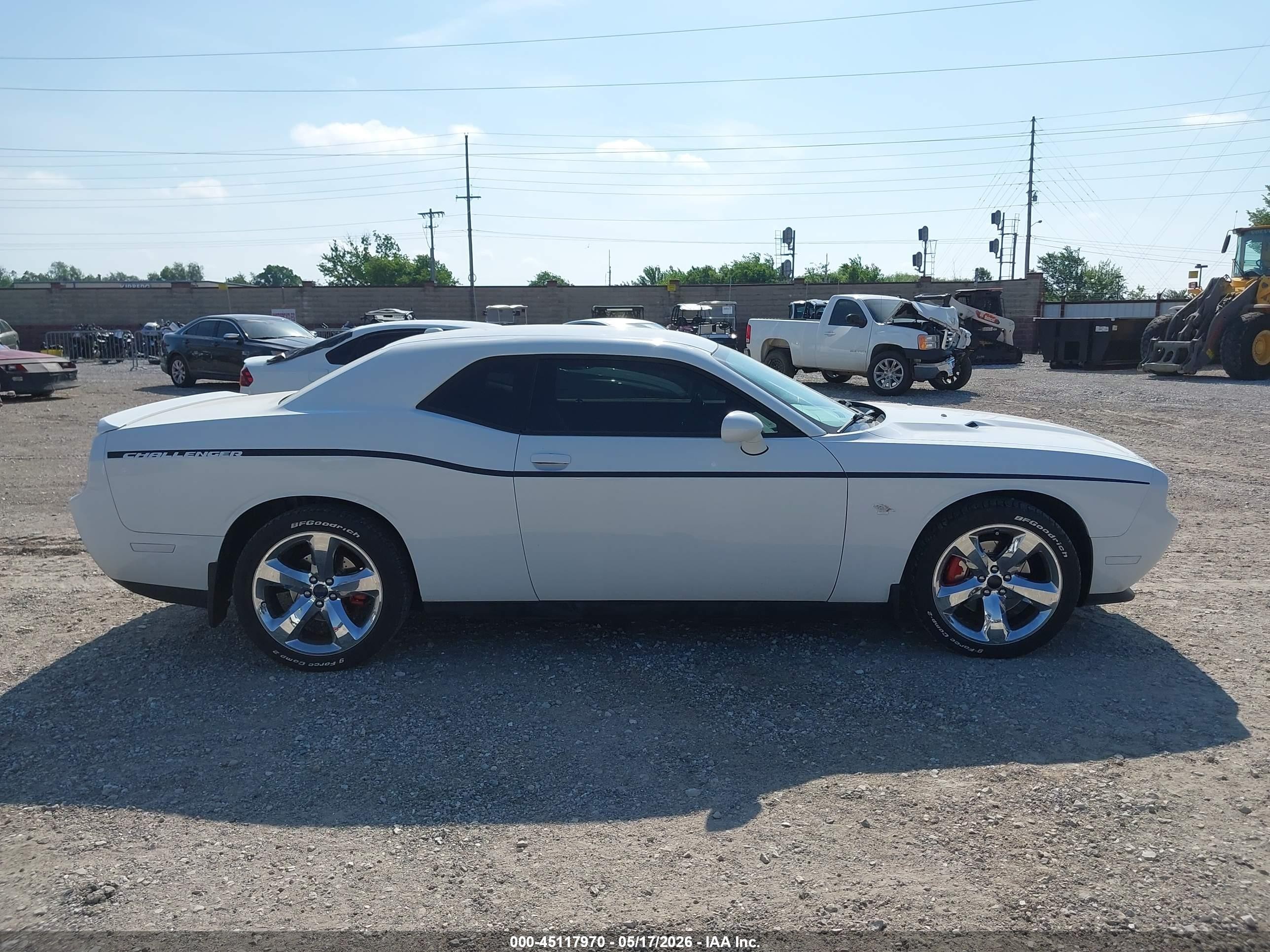 2014 Dodge Challenger Sxt White vin: 2C3CDYAG7EH177163