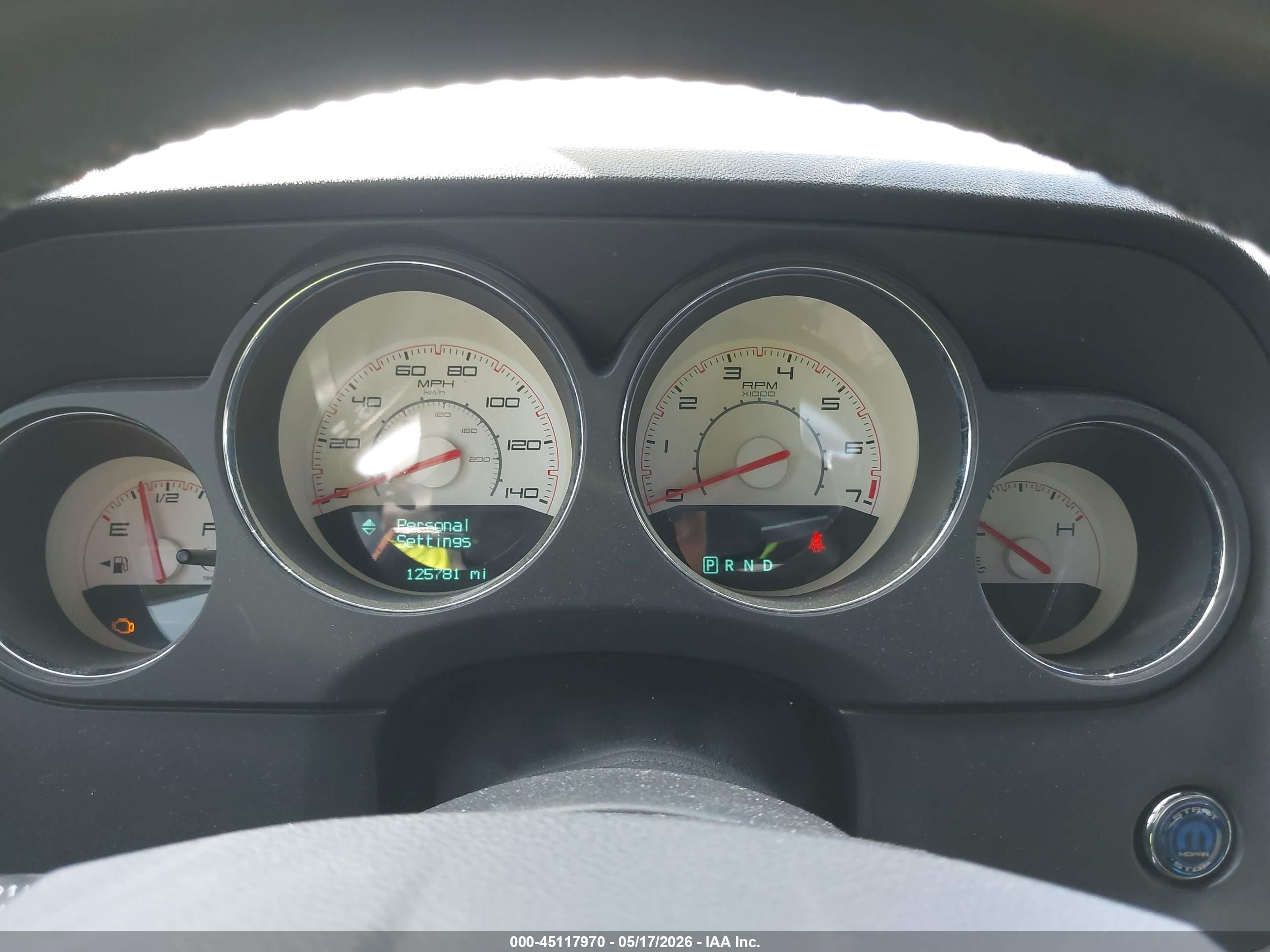 2014 Dodge Challenger Sxt White vin: 2C3CDYAG7EH177163