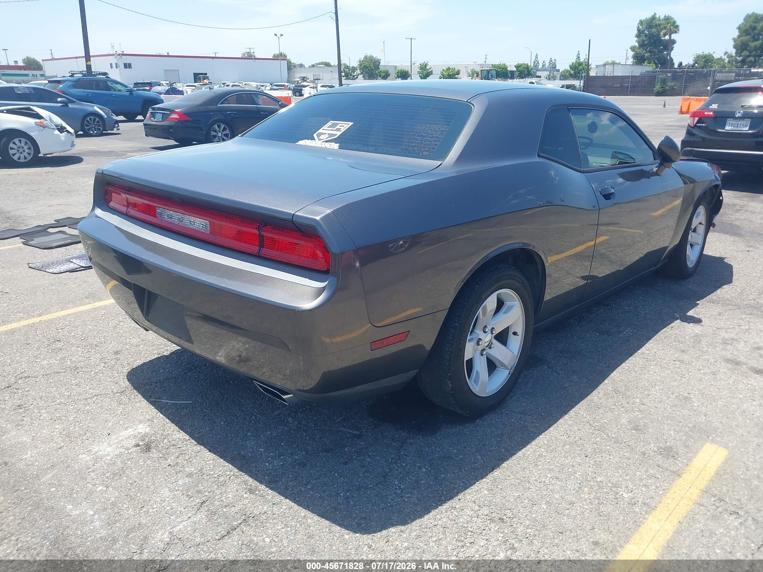 2014 Dodge Challenger Sxt Gray vin: 2C3CDYAG7EH208394