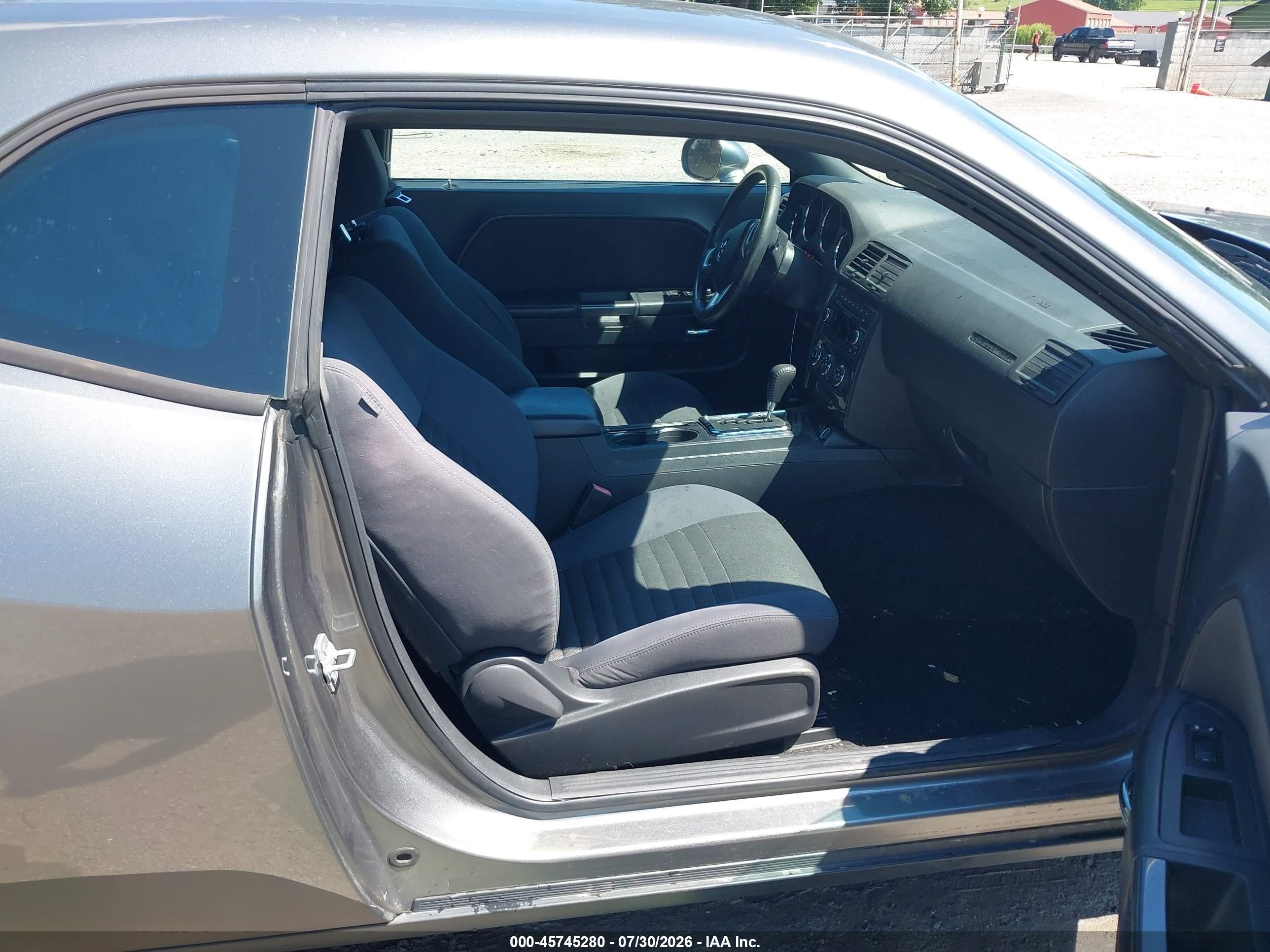 2012 Dodge Challenger Sxt Silver vin: 2C3CDYAG8CH258007