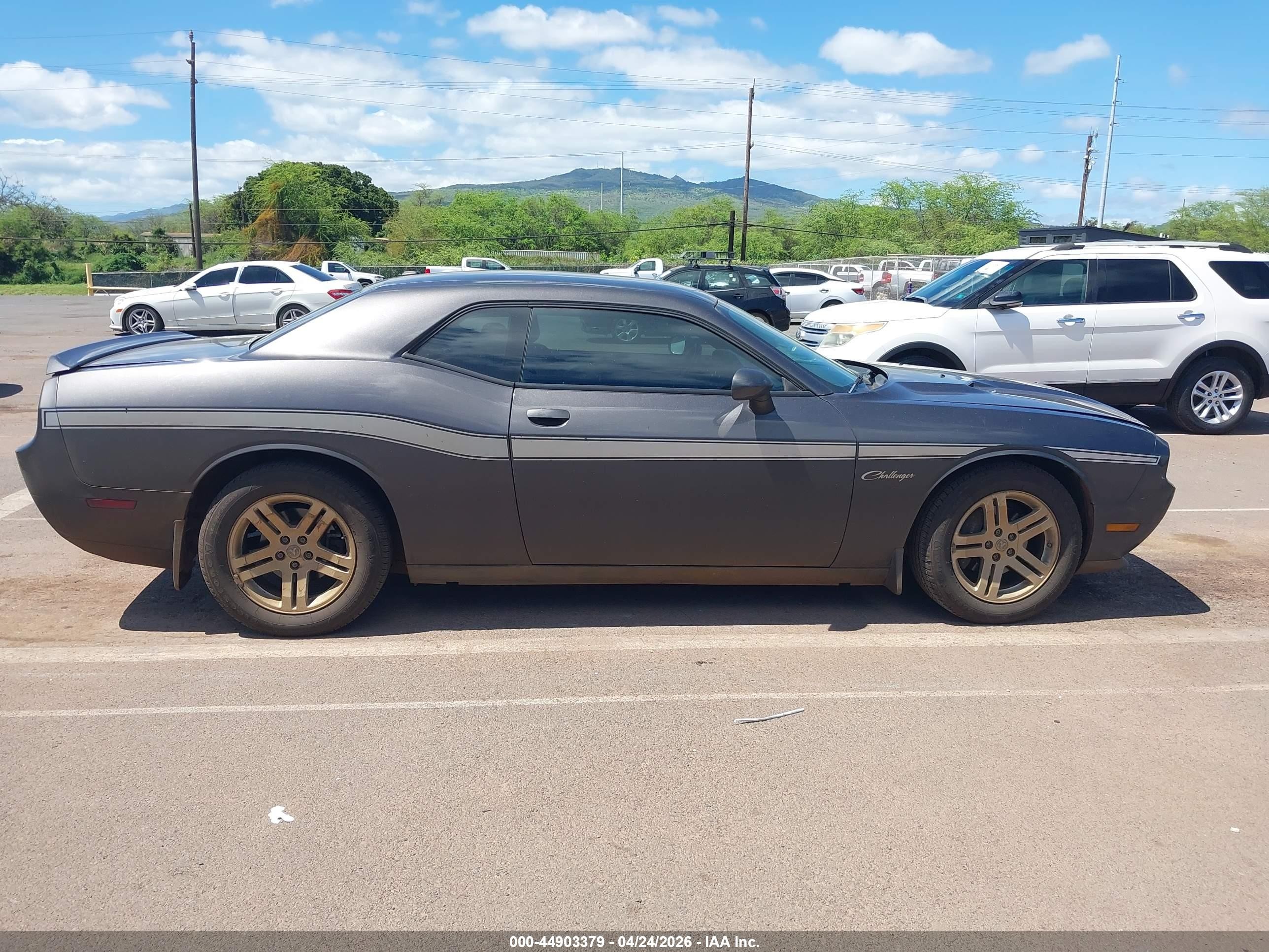 2013 Dodge Challenger Sxt Plus Gray vin: 2C3CDYAG8DH561984