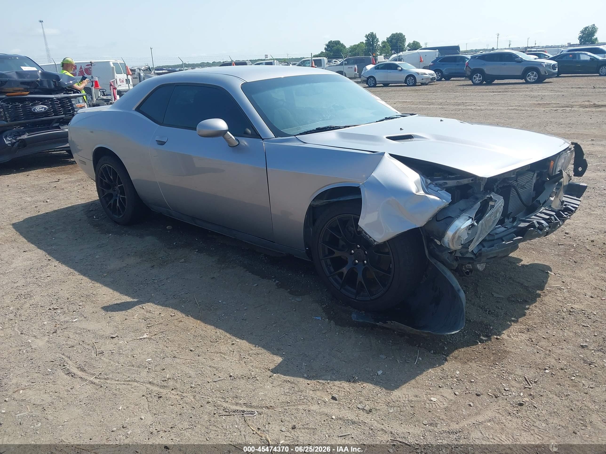 2013 Dodge Challenger Sxt Silver vin: 2C3CDYAG8DH651815