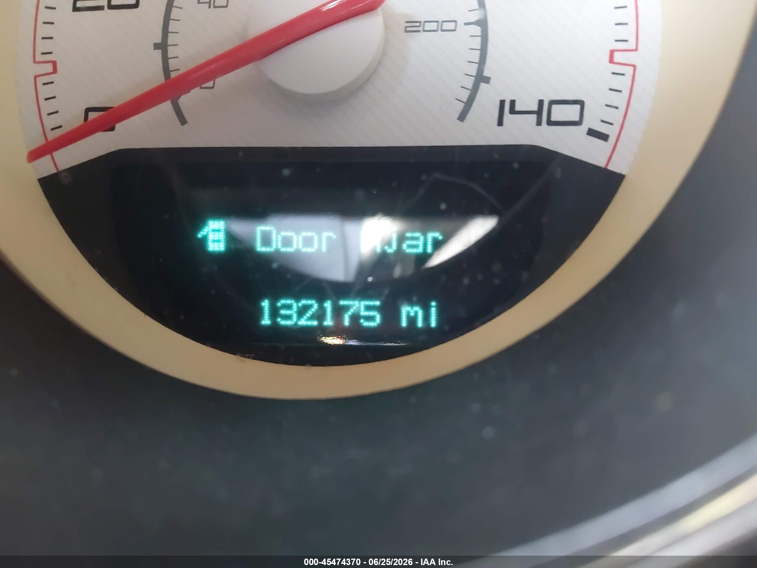 2013 Dodge Challenger Sxt Silver vin: 2C3CDYAG8DH651815
