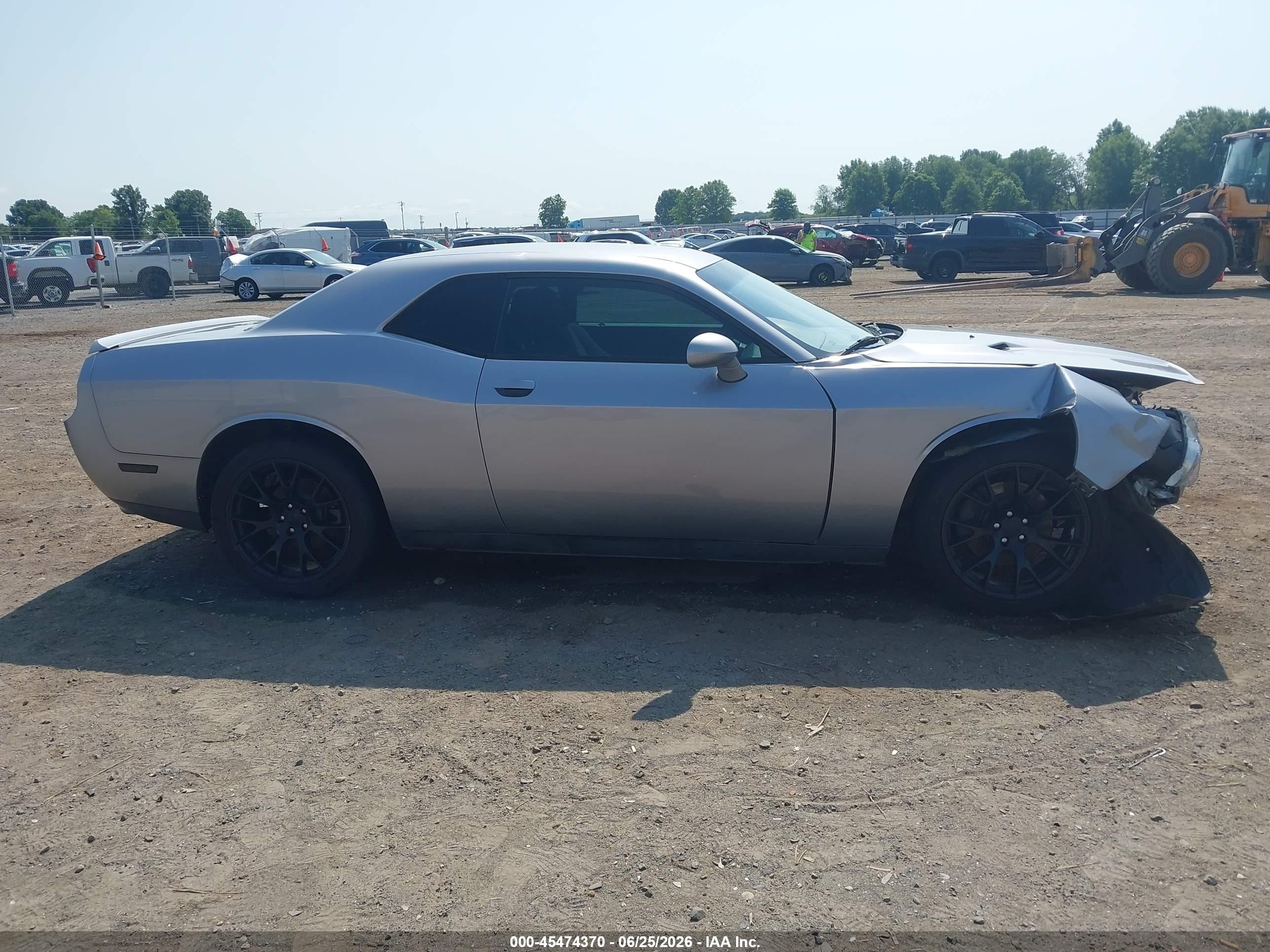 2013 Dodge Challenger Sxt Silver vin: 2C3CDYAG8DH651815