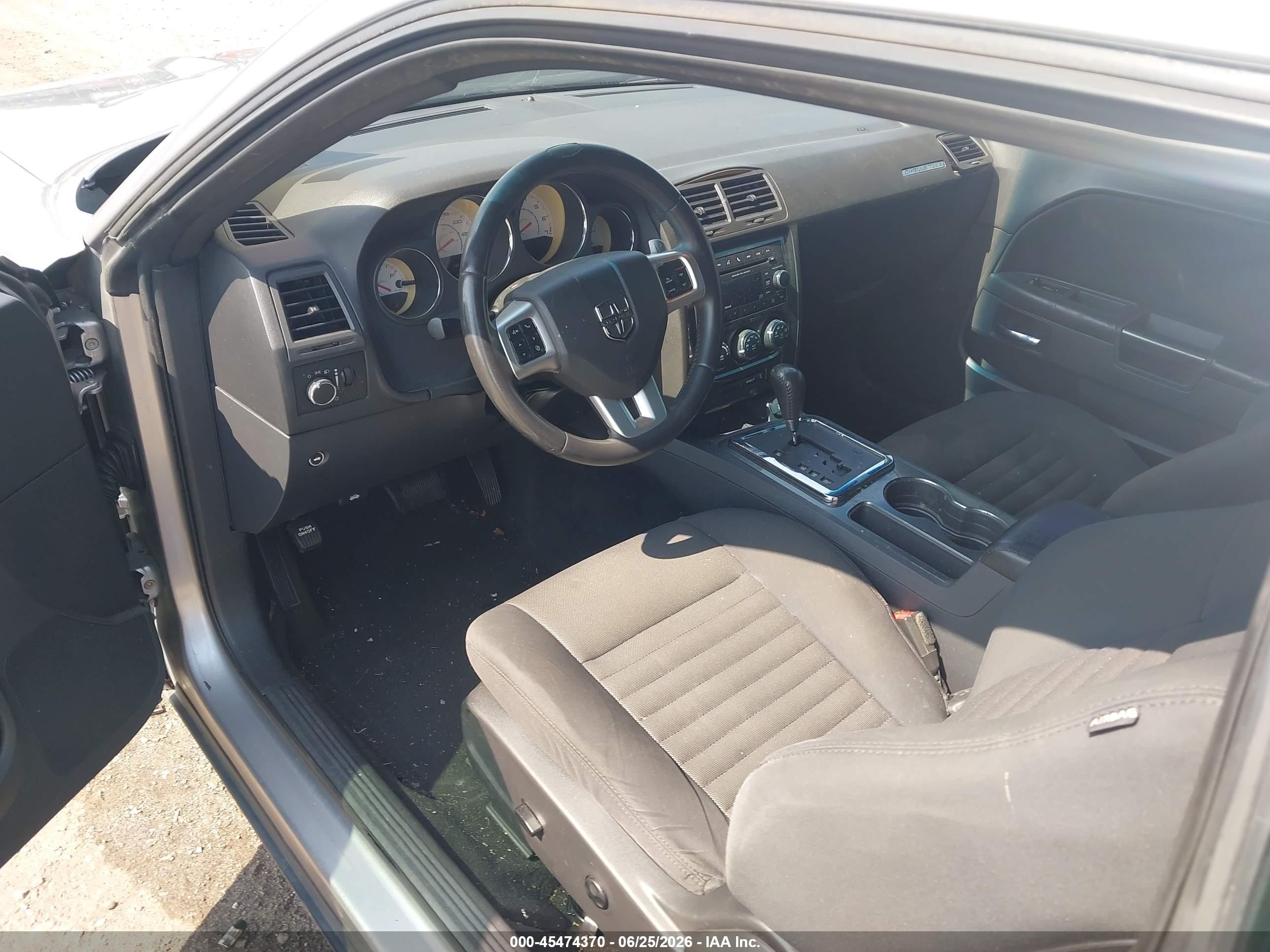 2013 Dodge Challenger Sxt Silver vin: 2C3CDYAG8DH651815