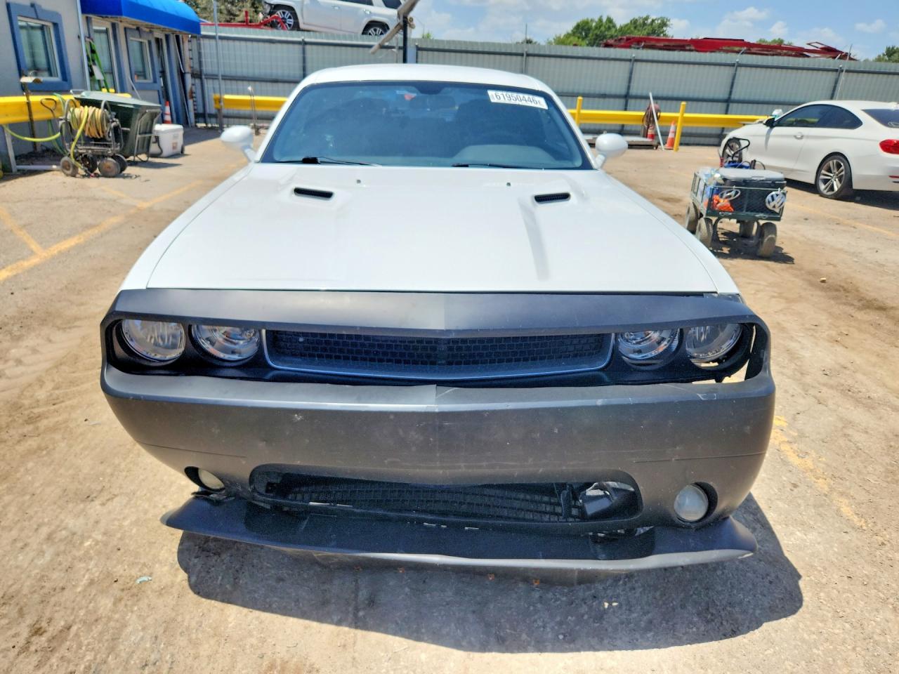 2013 Dodge Challenger Sxt White vin: 2C3CDYAG8DH693756