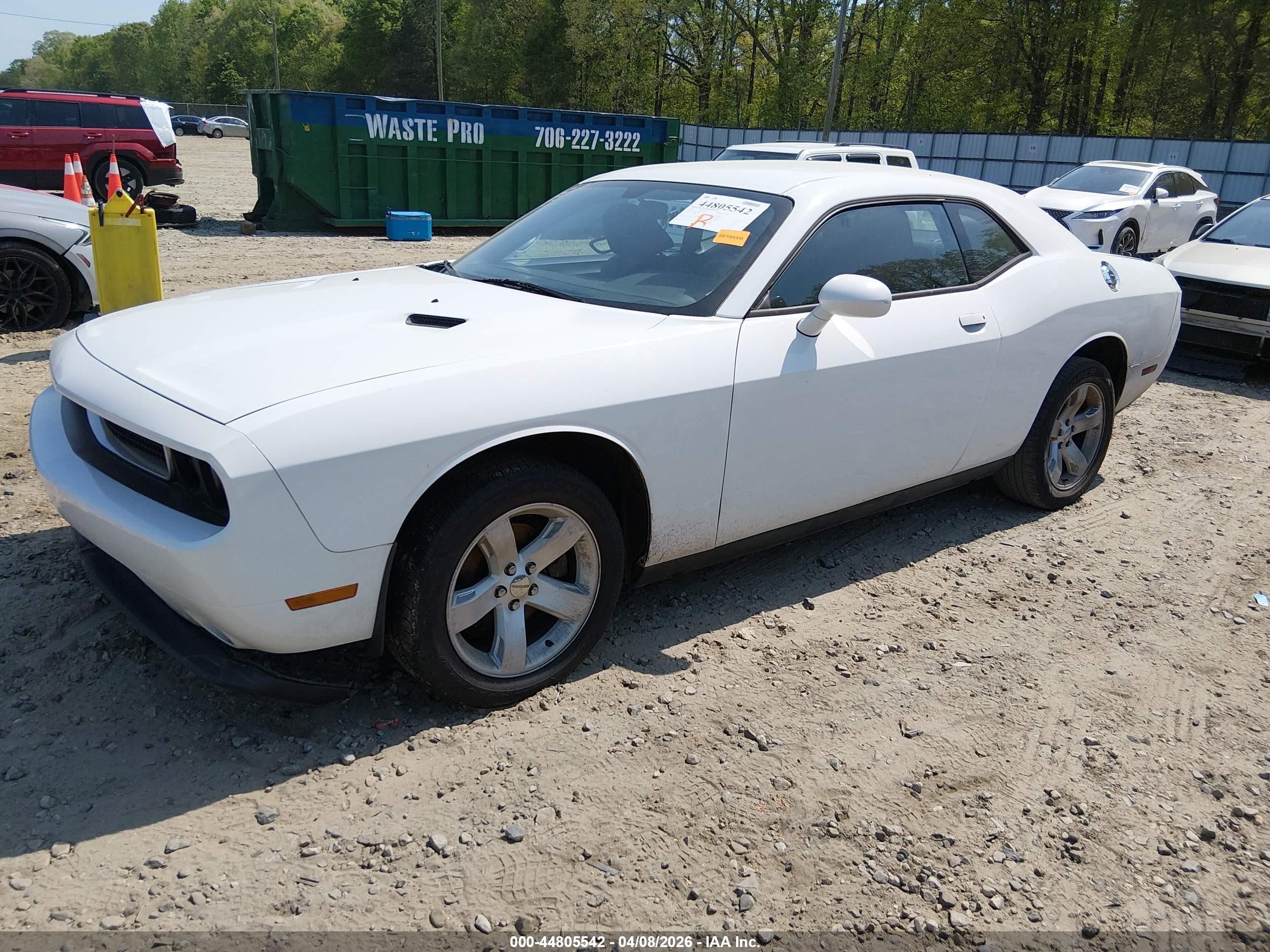 2013 Dodge Challenger Sxt White vin: 2C3CDYAG8DH729011