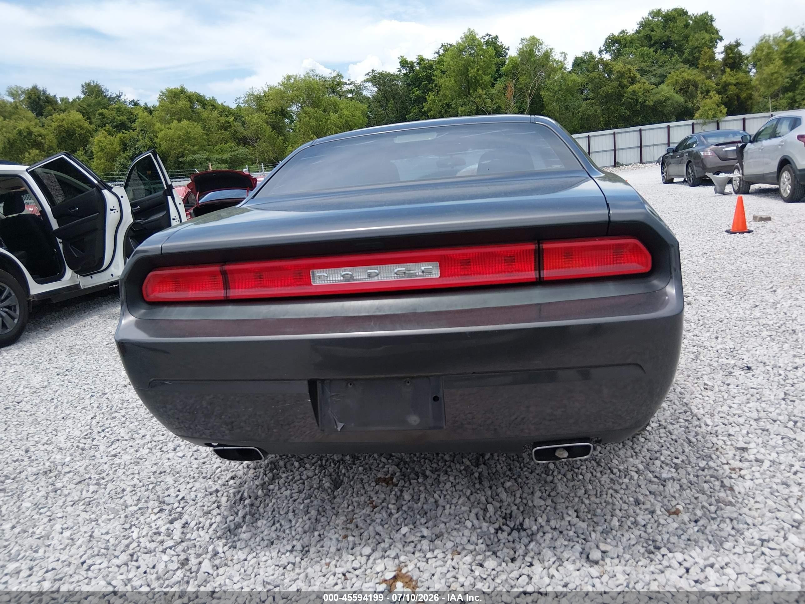 2014 Dodge Challenger Sxt Gray vin: 2C3CDYAG8EH266885